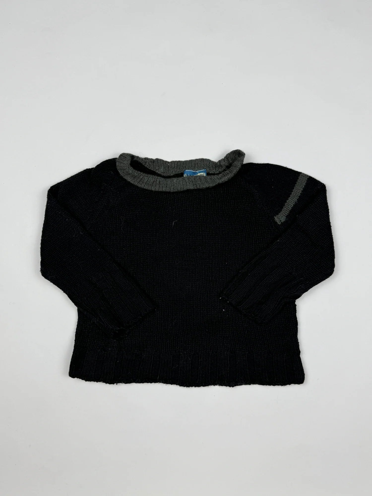 Girls Sweaters | Triple jump | Preloved Branded | Black Acrylic | Excellent | OTS Thrift Store Lahore Pakistan