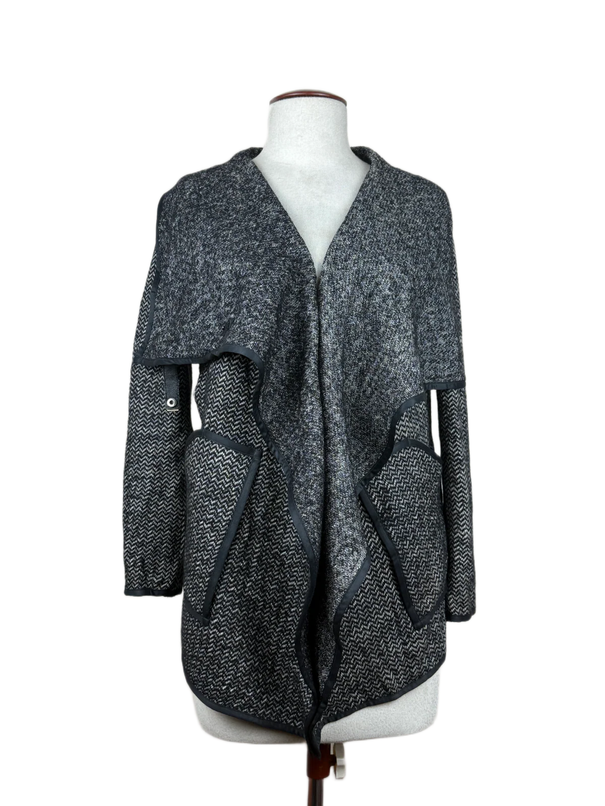 UK Imported secondhand Winter Long Cardigans - Solour brand, Black & White Polyester, Premium condition, for Women - Online Thrift Store Lahore Pakistan