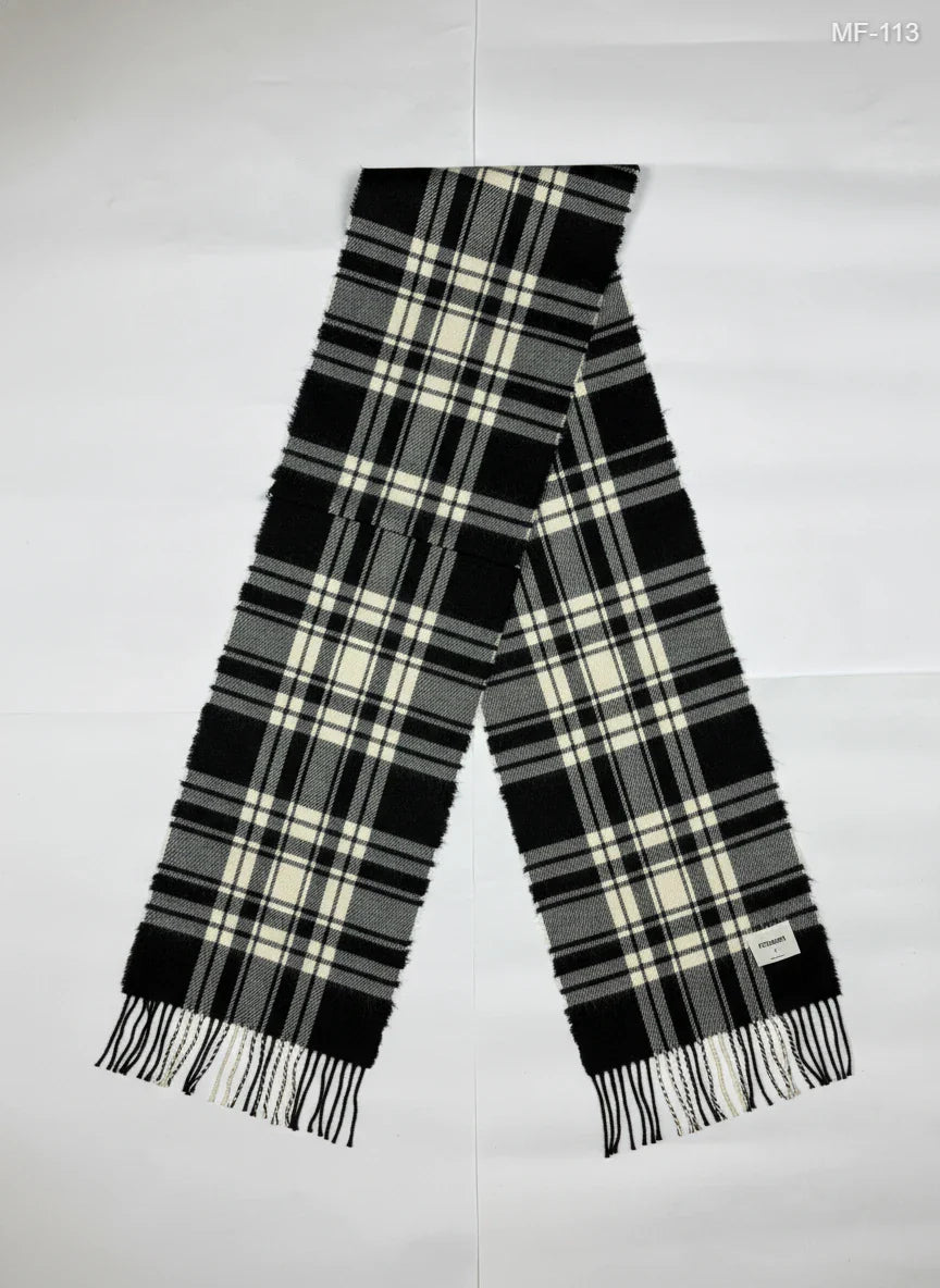 Secondhand Branded by PIECEMAKER, Black&White Acrylic fabric, Premium Plus condition, for Unisex - Online Thrift Shop Karachi Pakistan