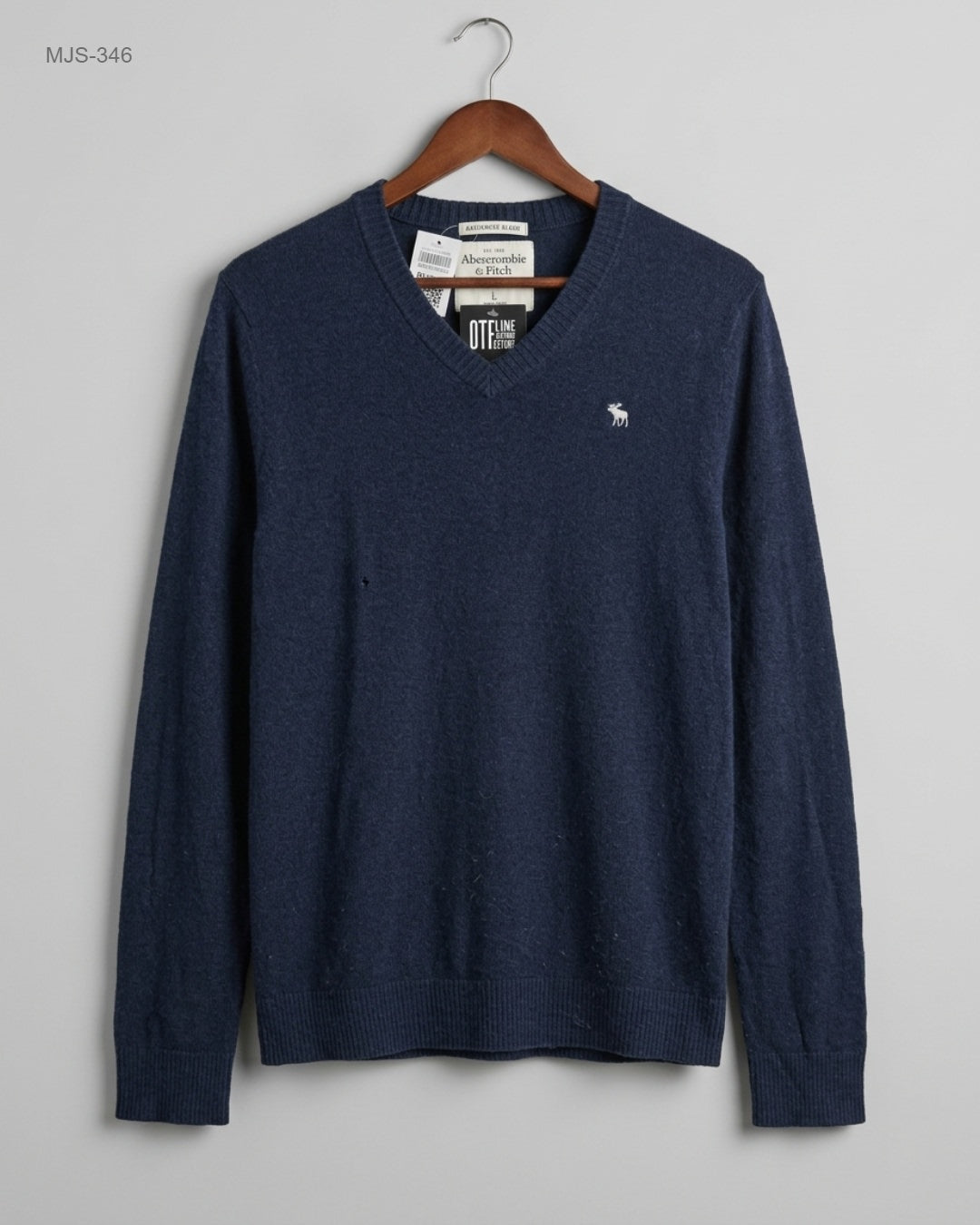 Preloved Premium Men Jumpers & Sweaters by Abercrombie & Fitch, Dark Blue Cotton for Men - OTS Thrift Shop Islamabad Pakistan