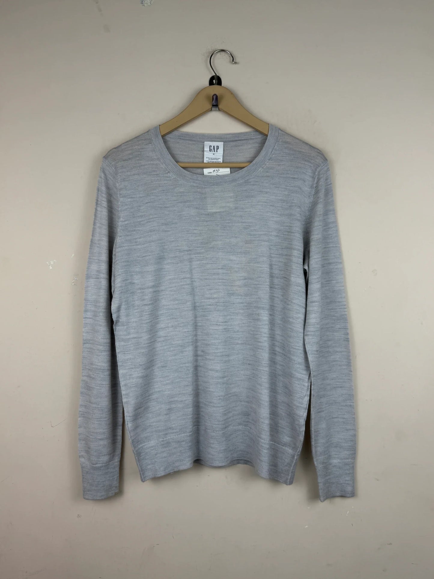 Secondhand Branded Men's Jumpers & Sweaters by GAP, gray Merino Wool fabric, Premium condition, for Men - Online Thrift Shop Peshawar Pakistan