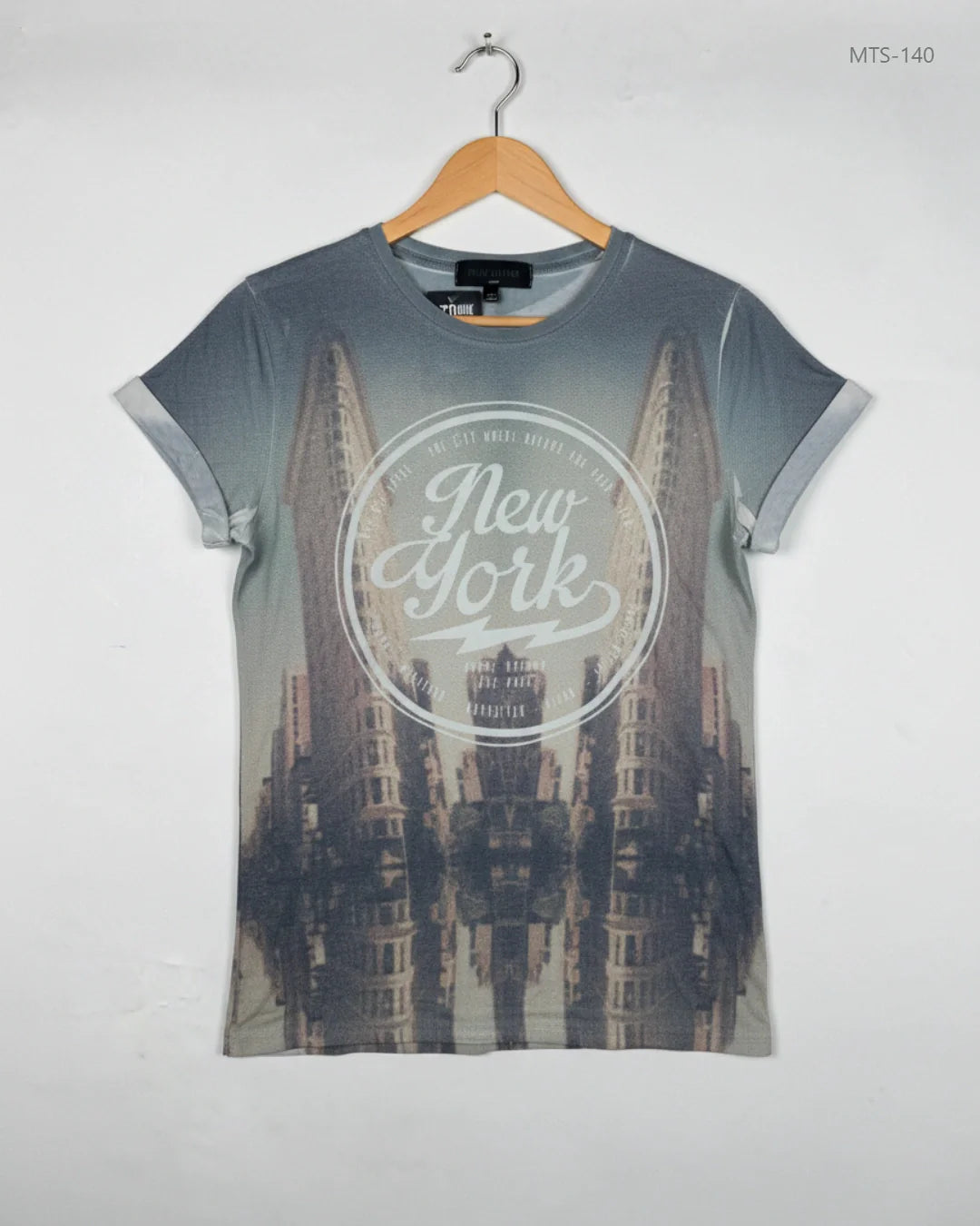 Secondhand Branded Mens Tshirts by River Island, Grey Cotton fabric, Premium condition, for Men - Online Thrift Shop Lahore Pakistan