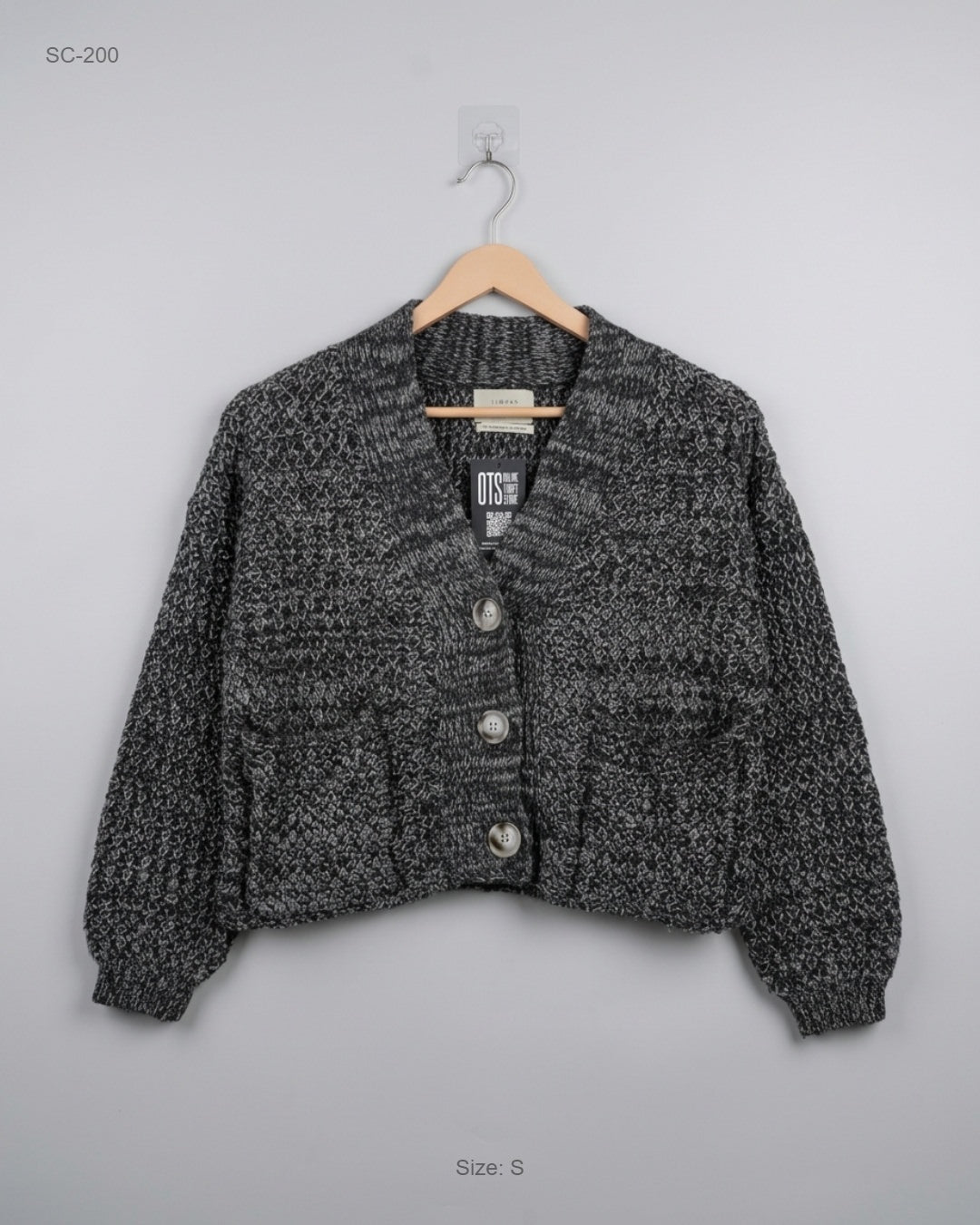 Shop Premium Short Cardigans by Urban | Preloved Branded Clothes | Grey Acrylic | Women | OTS Thrift Store Peshawar Pakistan