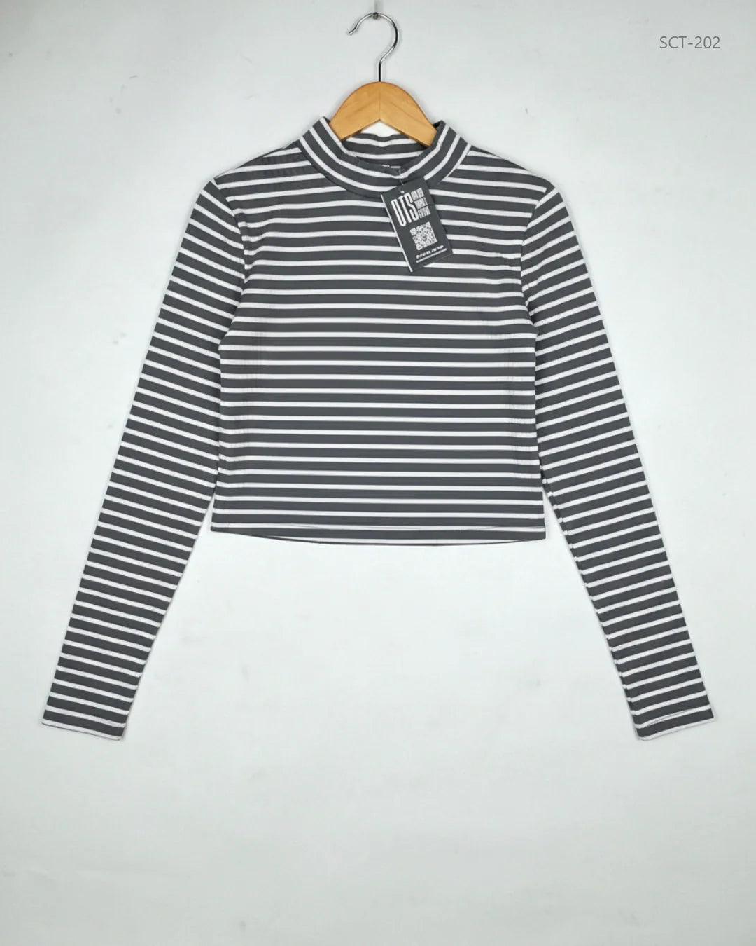 Preloved Premium Summer Crop Tops by Primark, Black & White Cotton for Womens - OTS Thrift Shop Peshawar Pakistan