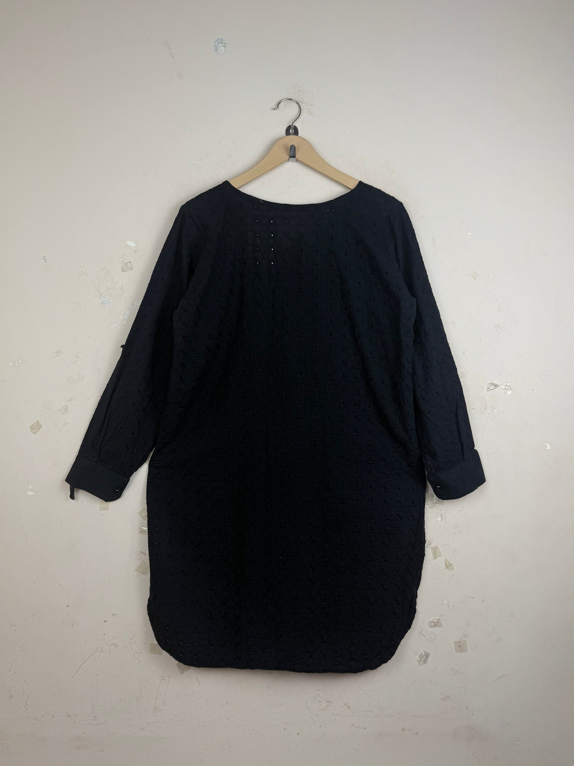 Buy Black Cotton Summer Kurti by Unknown - Premium condition for Womens | Preloved OTS Pakistan (SK-116)
