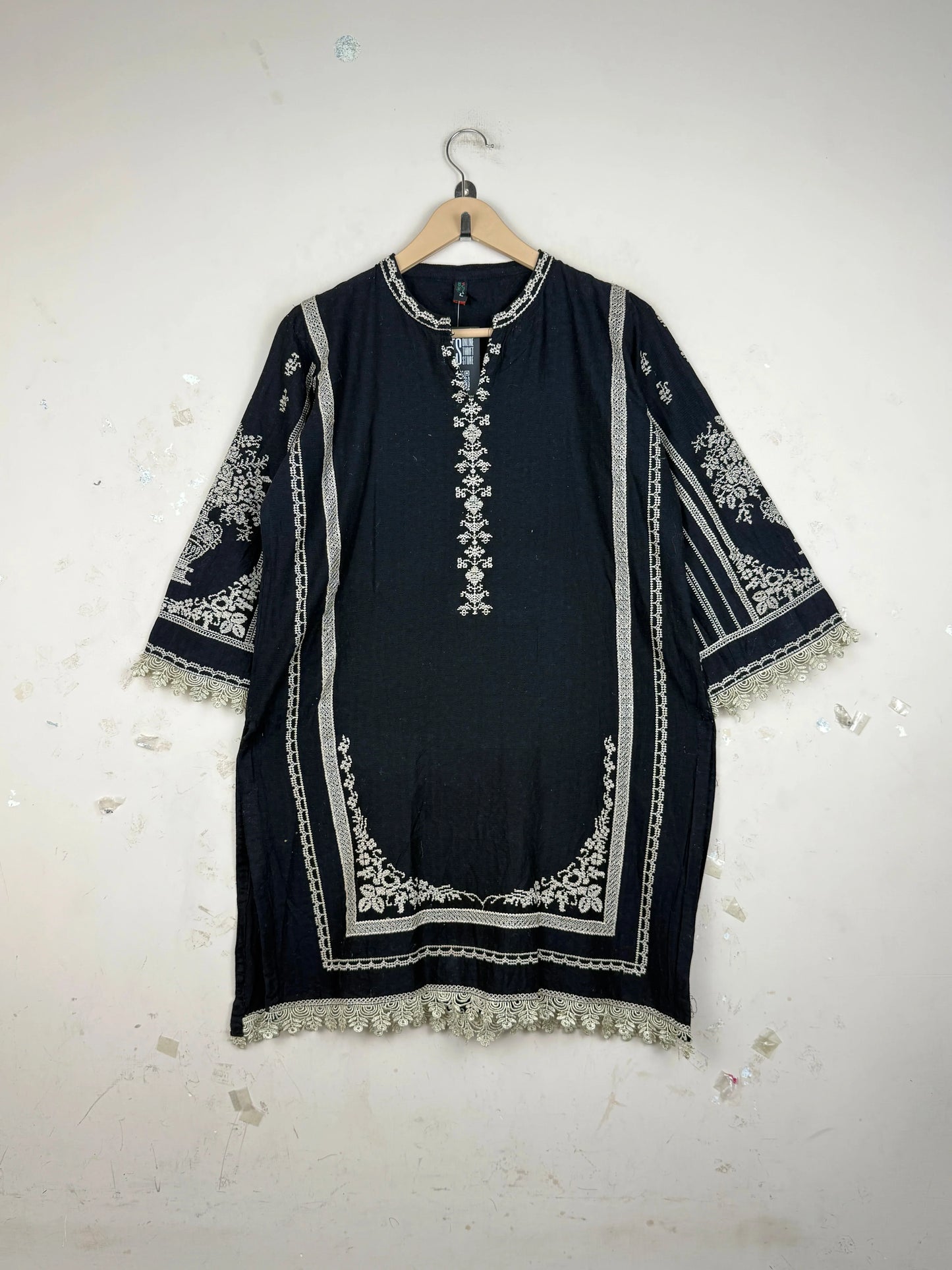 Premium Condition Summer Kurti | Preloved Dars Fabrics | Black Cotton | Thrift Shop for Womens Islamabad Pakistan | OTS