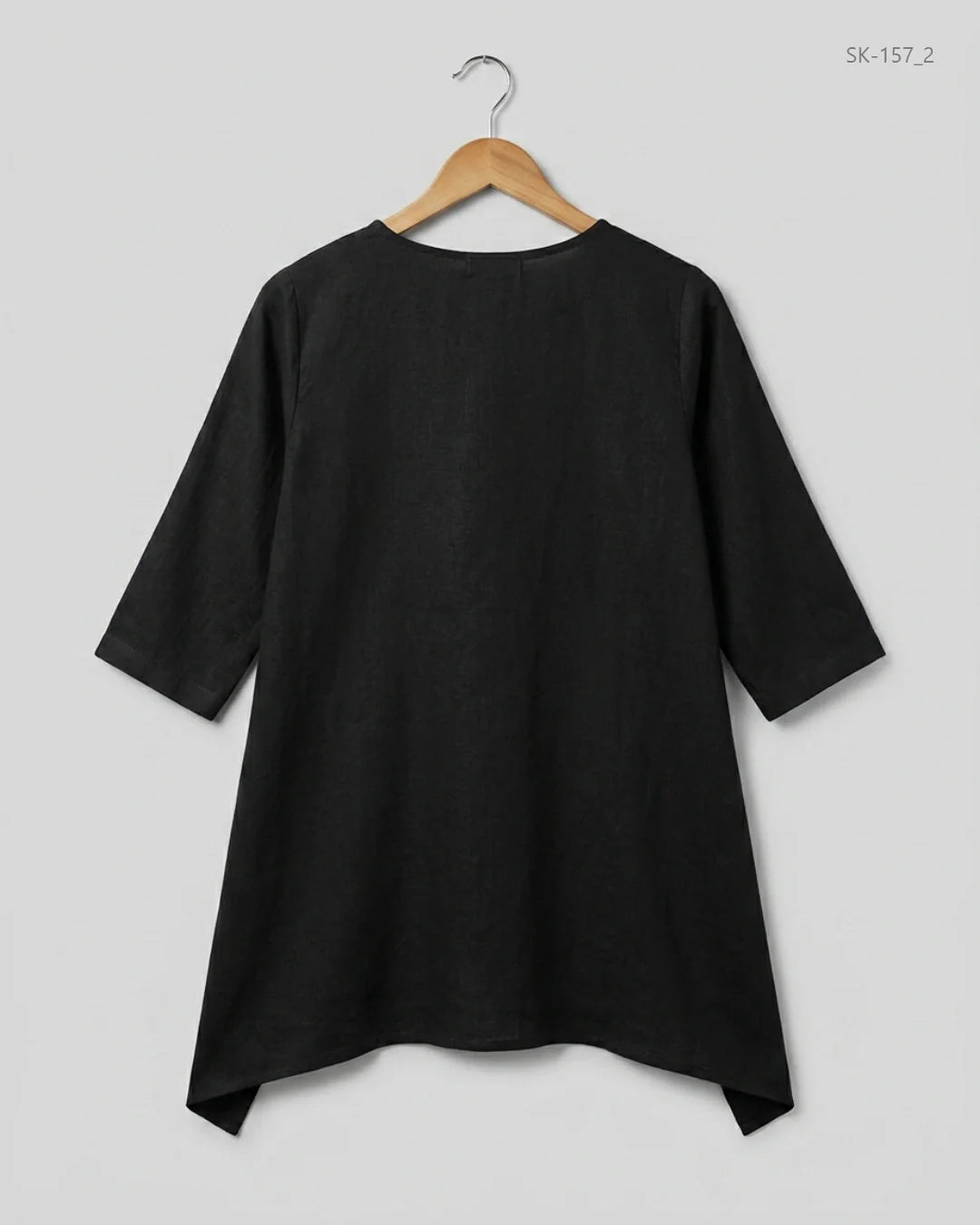 Shop Premium Condition Black Lawn Summer Kurti by REET for Womens at OTS - Online Thrift Store Pakistan (SK-157)