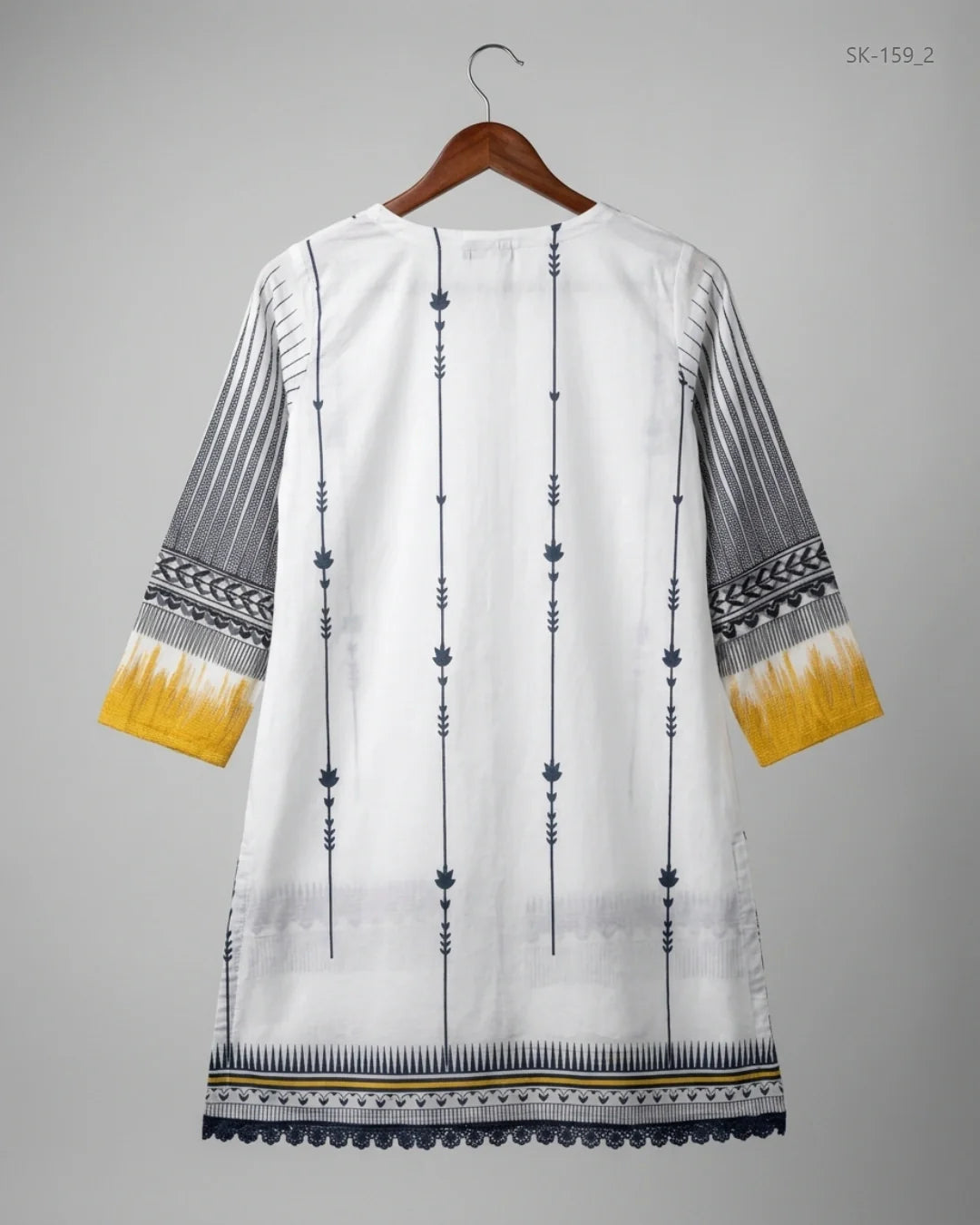 Buy Black & White Lawn Summer Kurti by ZARA SHAHZAMAL - Excellent condition for Womens | Preloved OTS Pakistan (SK-159)