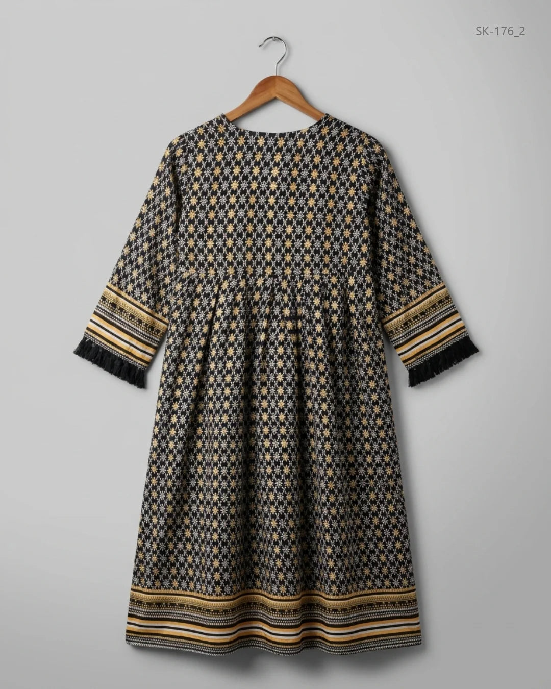 Preloved Summer Kurti by CUT LABEL in Black Cotton for Womens - Premium Condition | OTS Pakistan (SK-176)