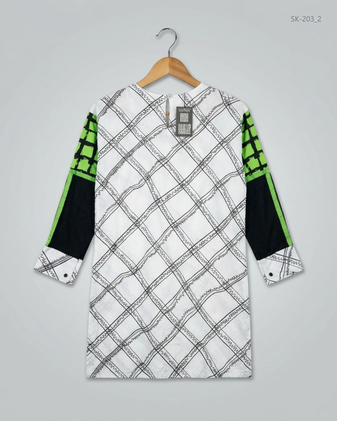 Order MAK Summer Kurti in Black & White Lawn for Womens - Excellent at Online Thrift Store Pakistan (SK-203)