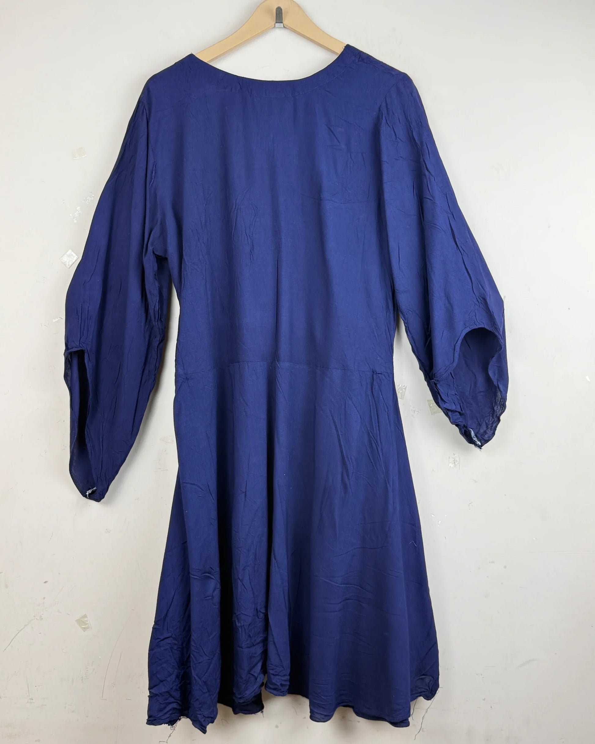 Preloved Summer Kurti by I-Z in Navy Blue LAWN for - Premium Condition | OTS Pakistan (SK-29)