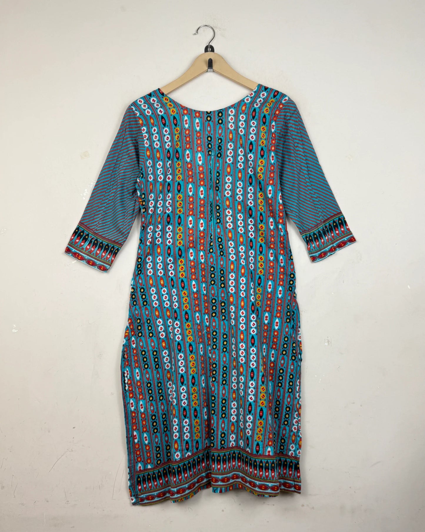 Find Premium Multi Summer Kurti by Sadia Collection for | Shop OTS Thrift Store Pakistan (SK-36)