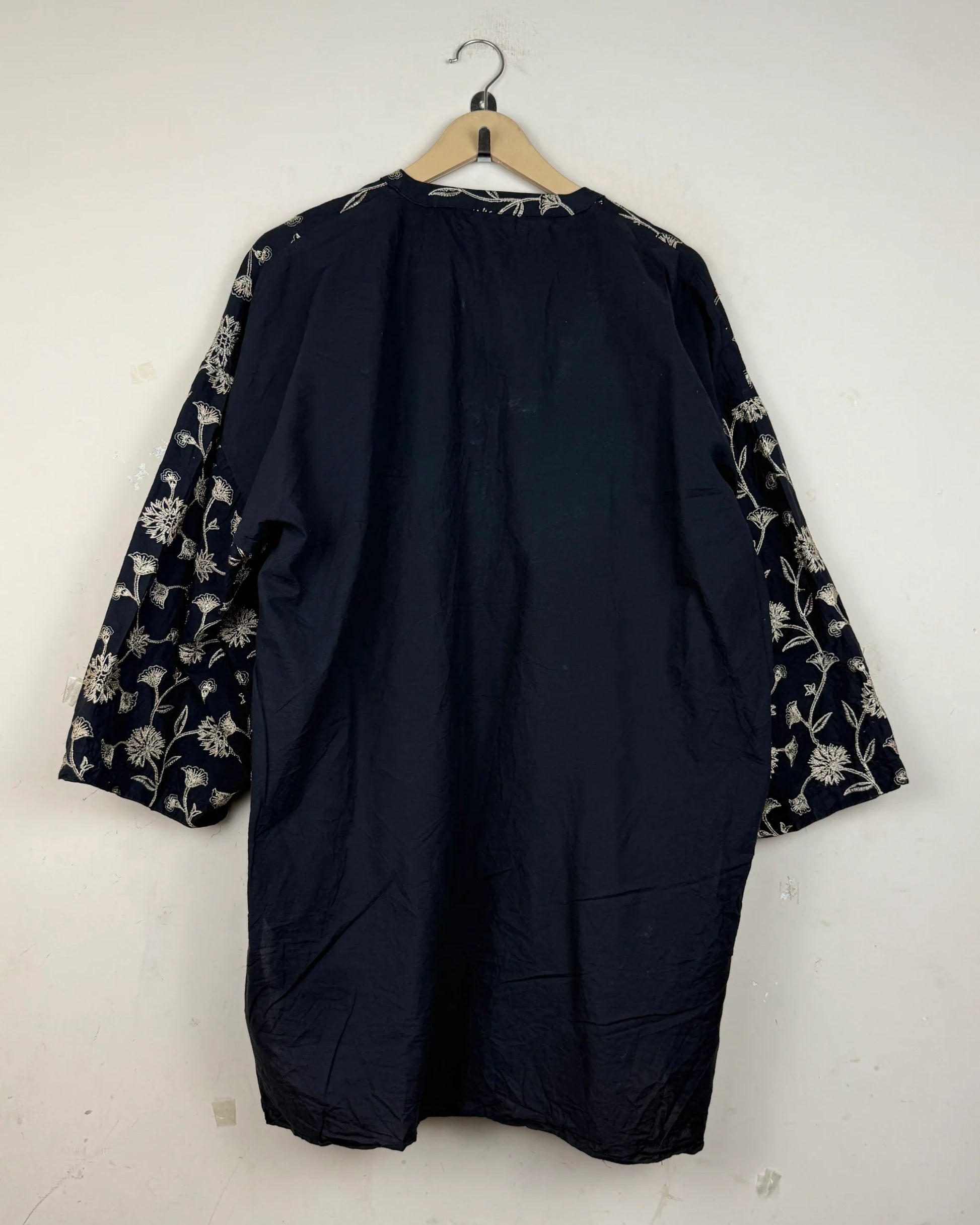 Order ALKARAM STUDIO Summer Kurti in Black LAWN COTTON for - Premium at Online Thrift Store Pakistan (SK-46)