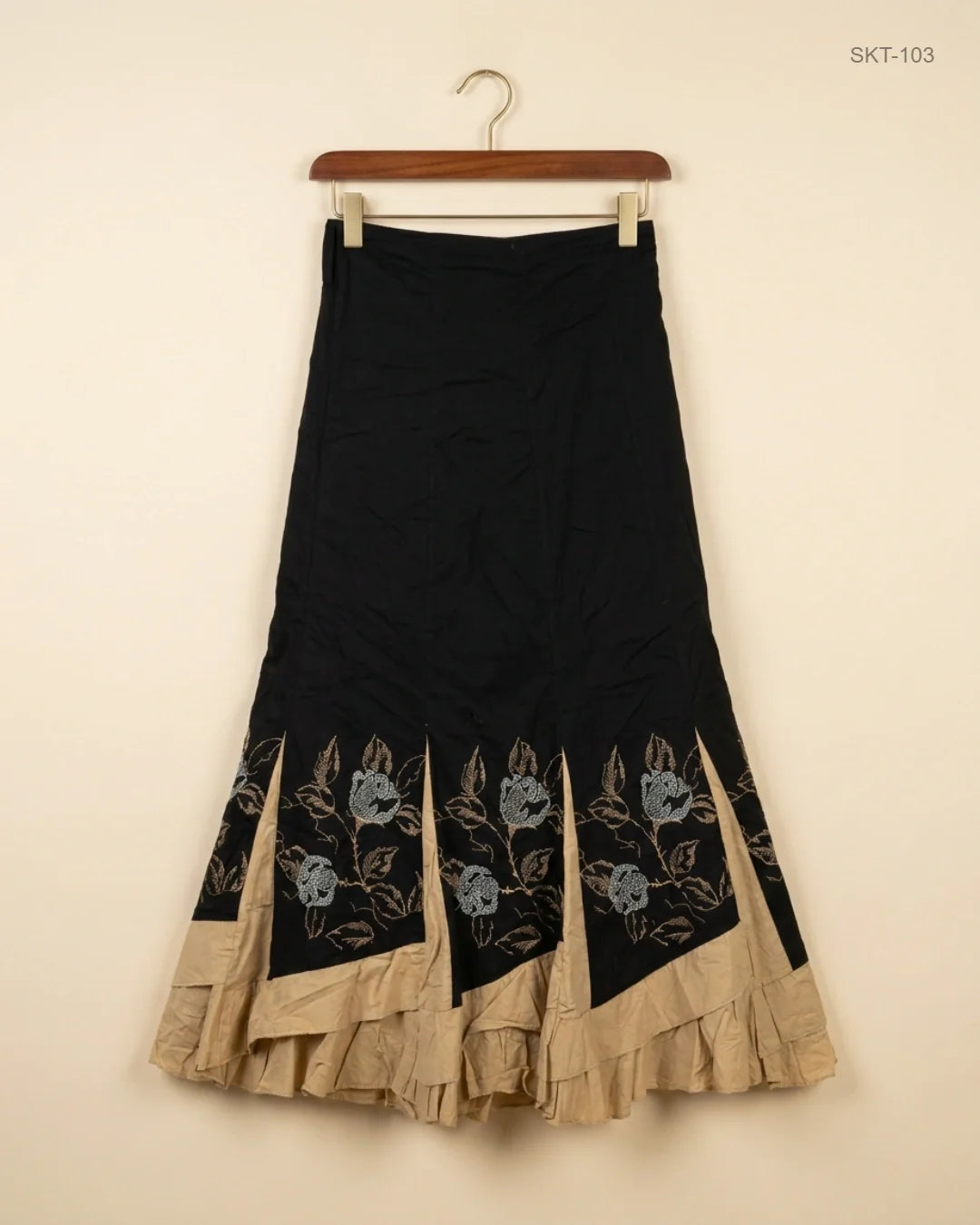 Women's skirts | CUT LABEL | Preloved Branded | Black Cotton | Excellent | OTS Thrift Store Islamabad Pakistan