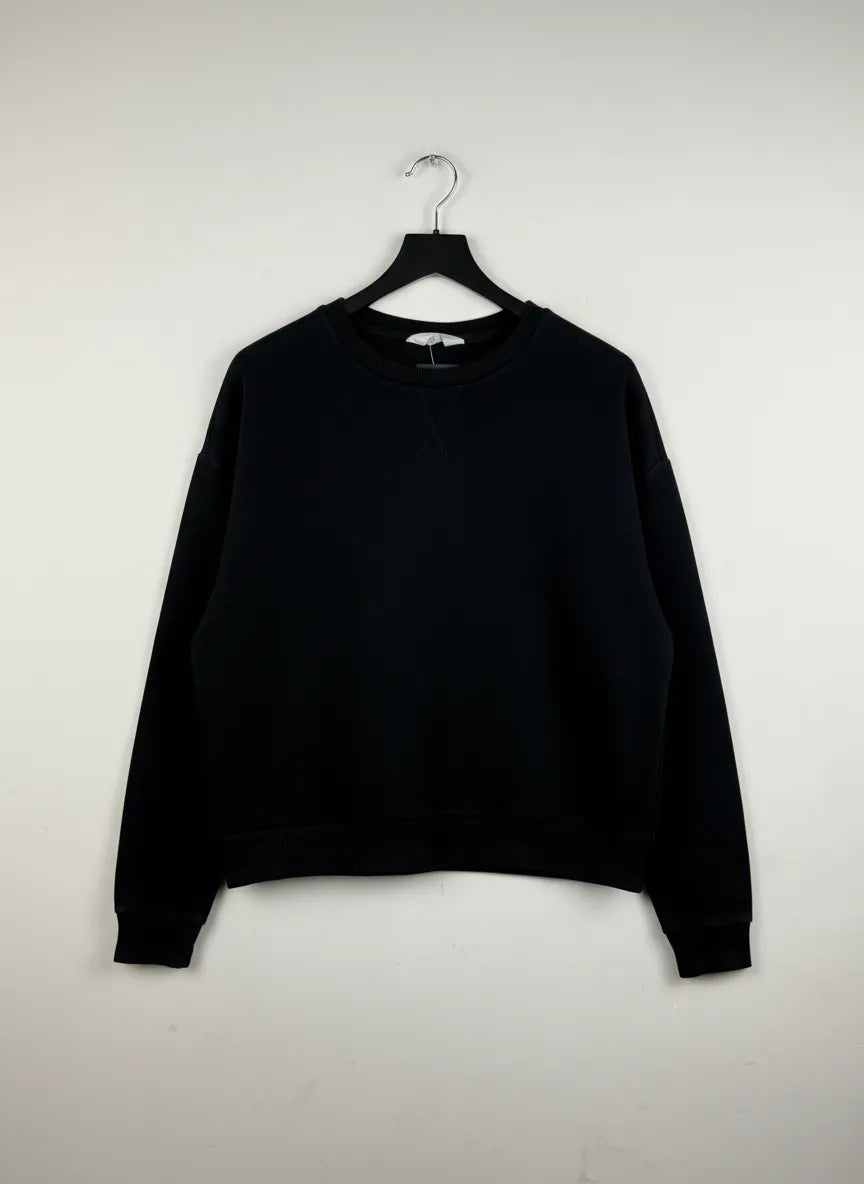 Secondhand Branded Winter Crop Tops by Primark, Black Cotton fabric, Premium condition, for Women - Online Thrift Shop Islamabad Pakistan