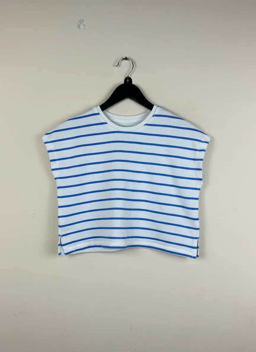 Preloved Premium Winter Crop Tops by Primark, white&blue Cotton for Women - OTS Thrift Shop Peshawar Pakistan