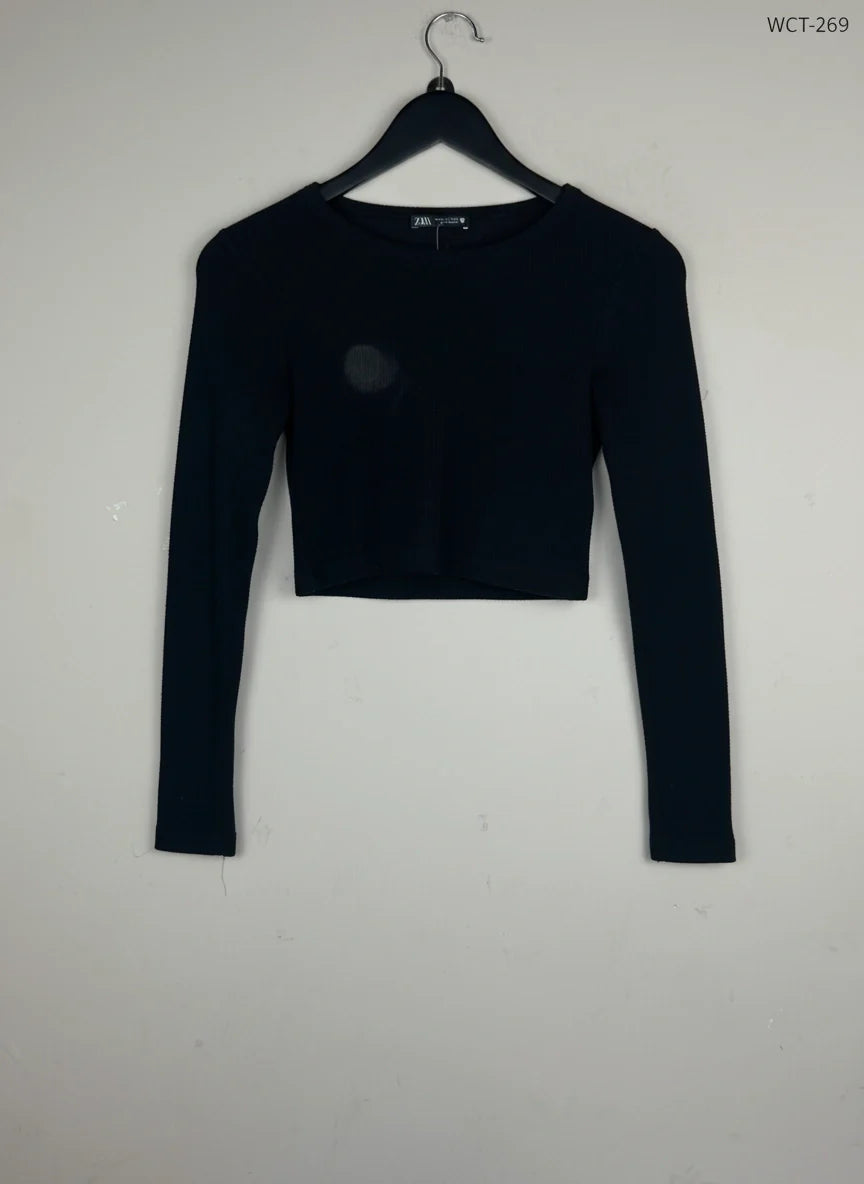 Secondhand Branded Winter Crop Tops by Zara, Black Polyester fabric, Premium condition, for Women - Online Thrift Shop Lahore Pakistan
