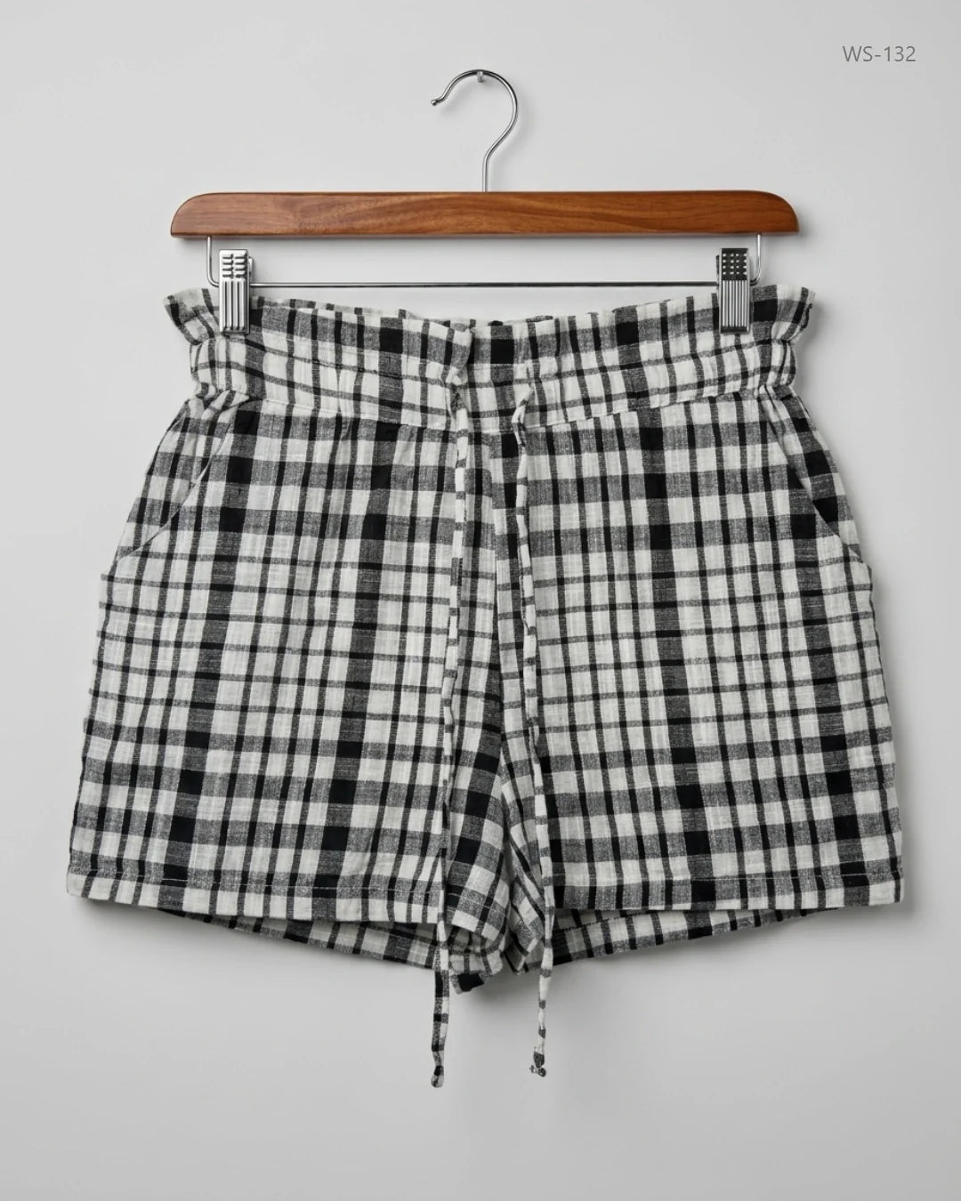 Secondhand Branded Womens Shorts by Primark, Beige Cotton fabric, Premium condition, for Women - Online Thrift Shop Karachi Pakistan