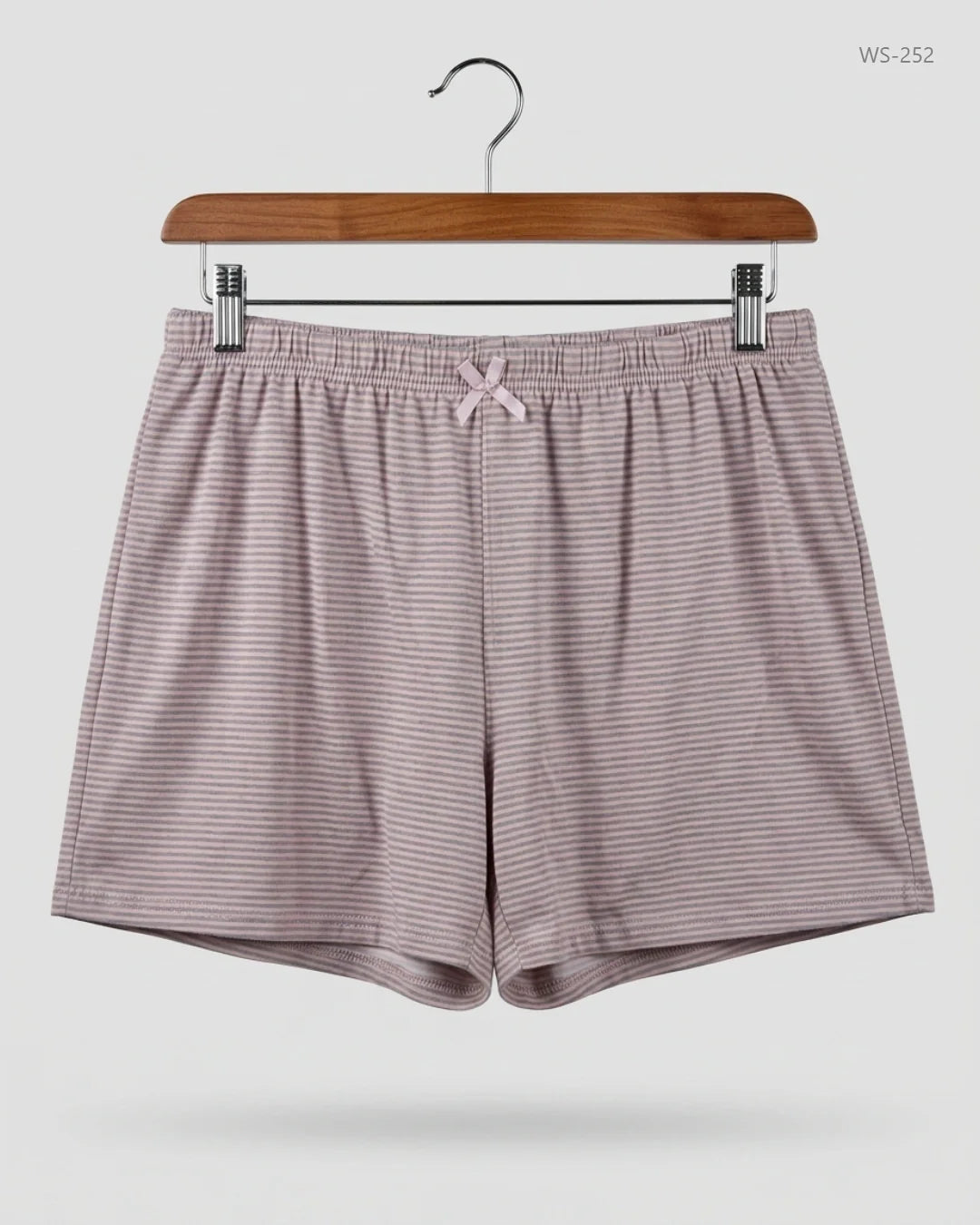 UK Imported secondhand Womens Shorts - TAHARI brand, Multi Polyester, Premium condition, for Women - Online Thrift Store Islamabad Pakistan