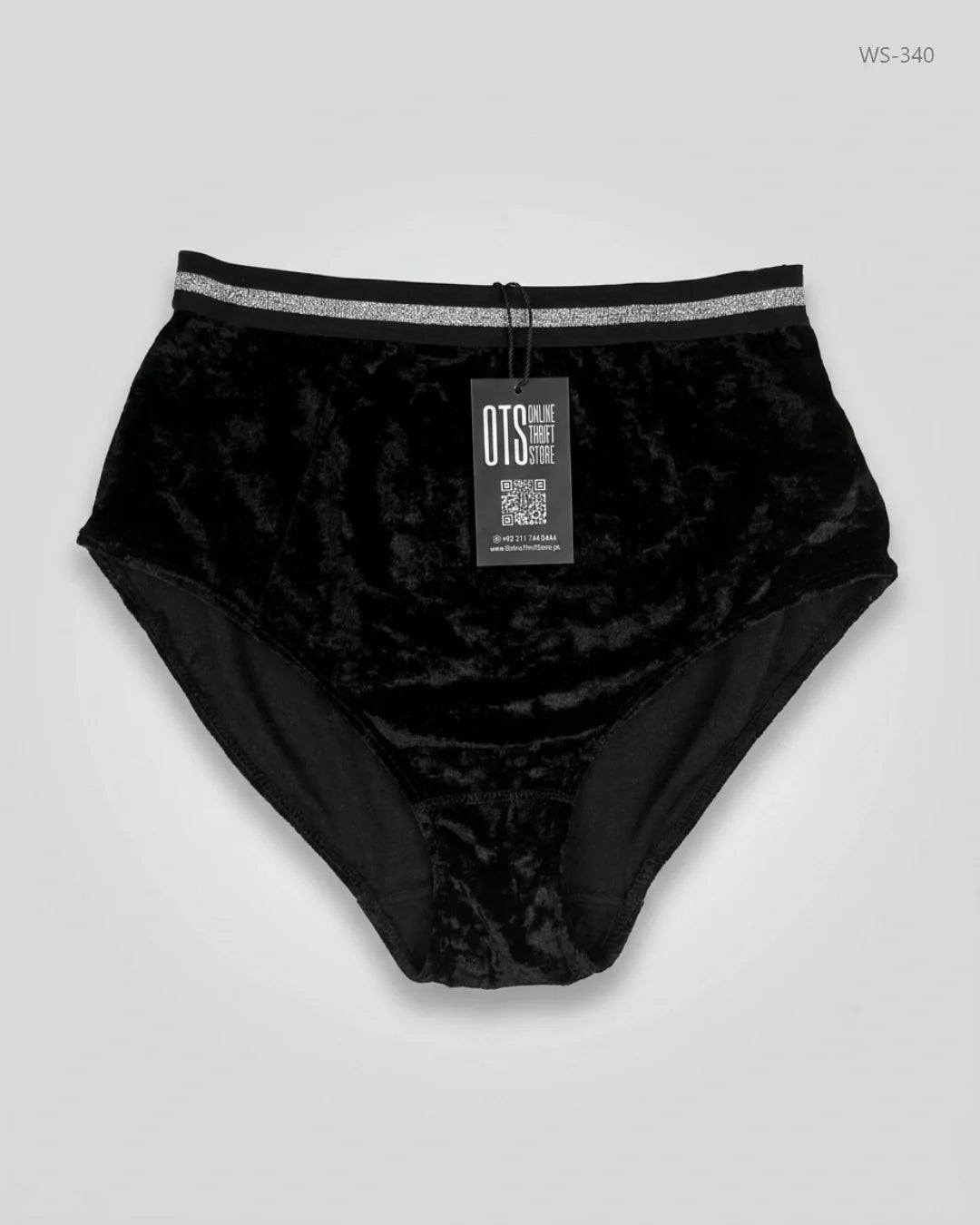 Secondhand Branded Womens Shorts by Stradivarius, Black Polyester fabric, Premium condition, for Women - Online Thrift Shop Karachi Pakistan