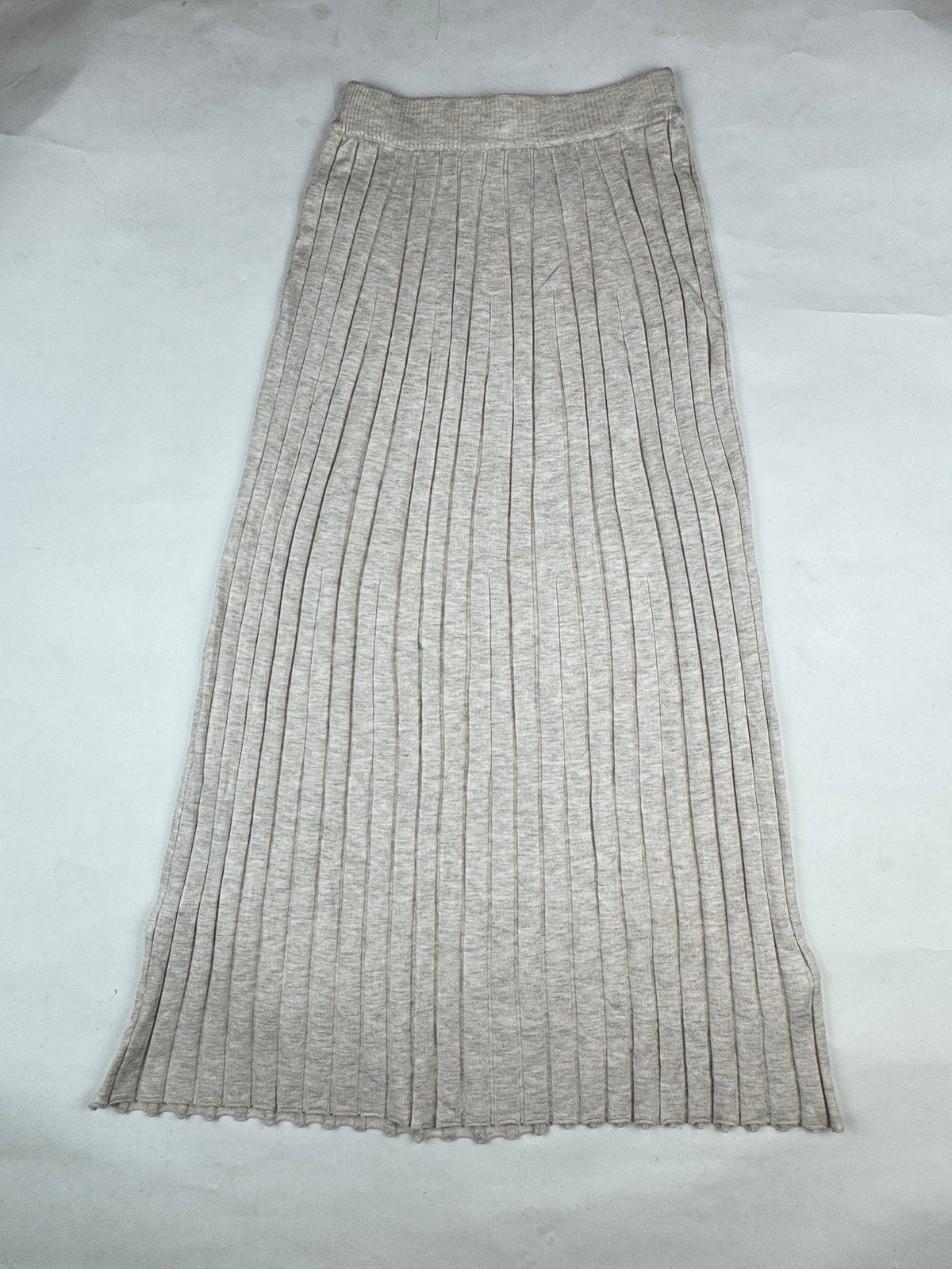 Marks & Spencer Wheat Pleated Knit Maxi Skirt buy preloved clothing online Pakistan - image 2