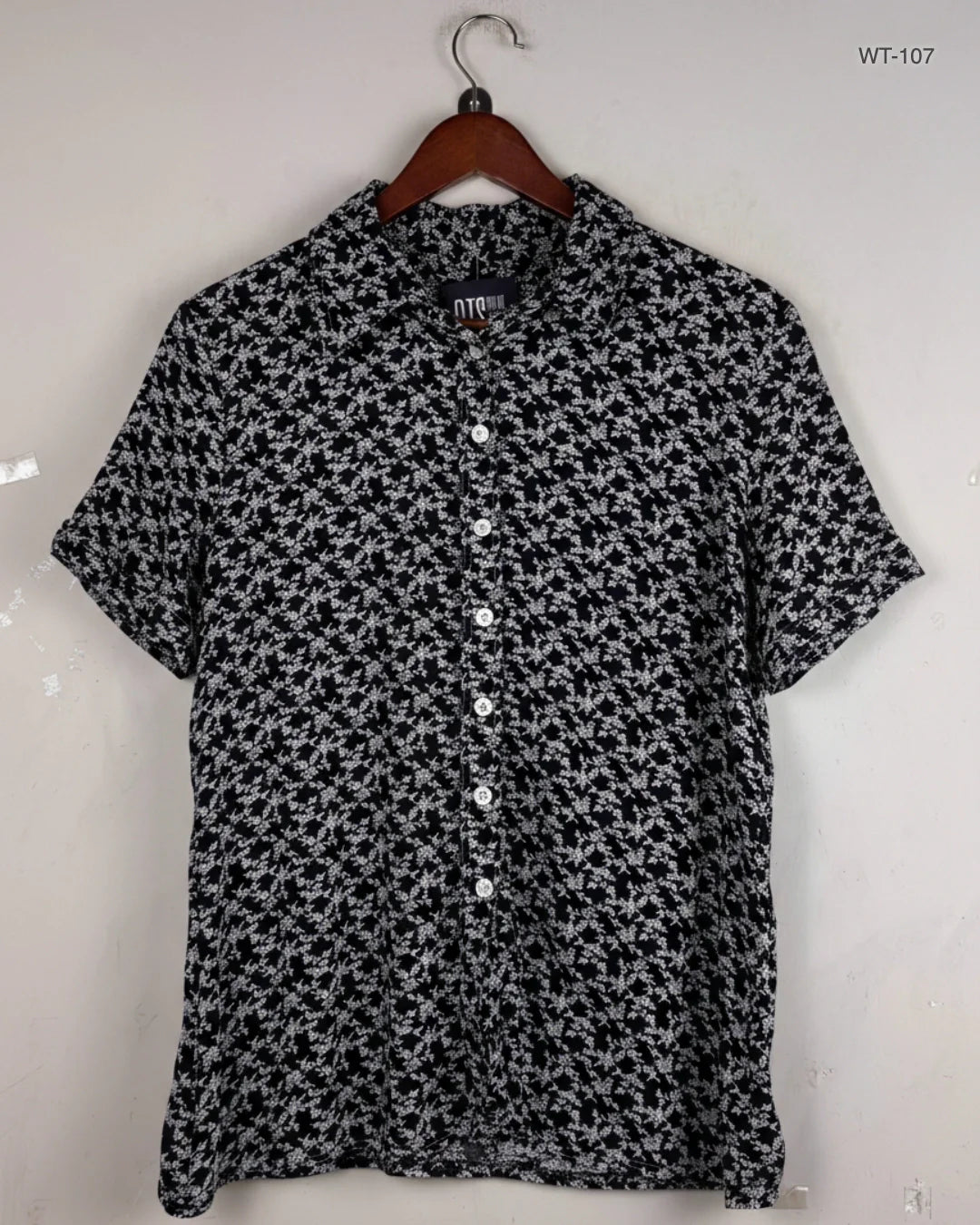 UK Imported secondhand Womens Summer Tops - Cut lab brand, Black Viscose, Premium condition, for Women - Online Thrift Store Karachi Pakistan