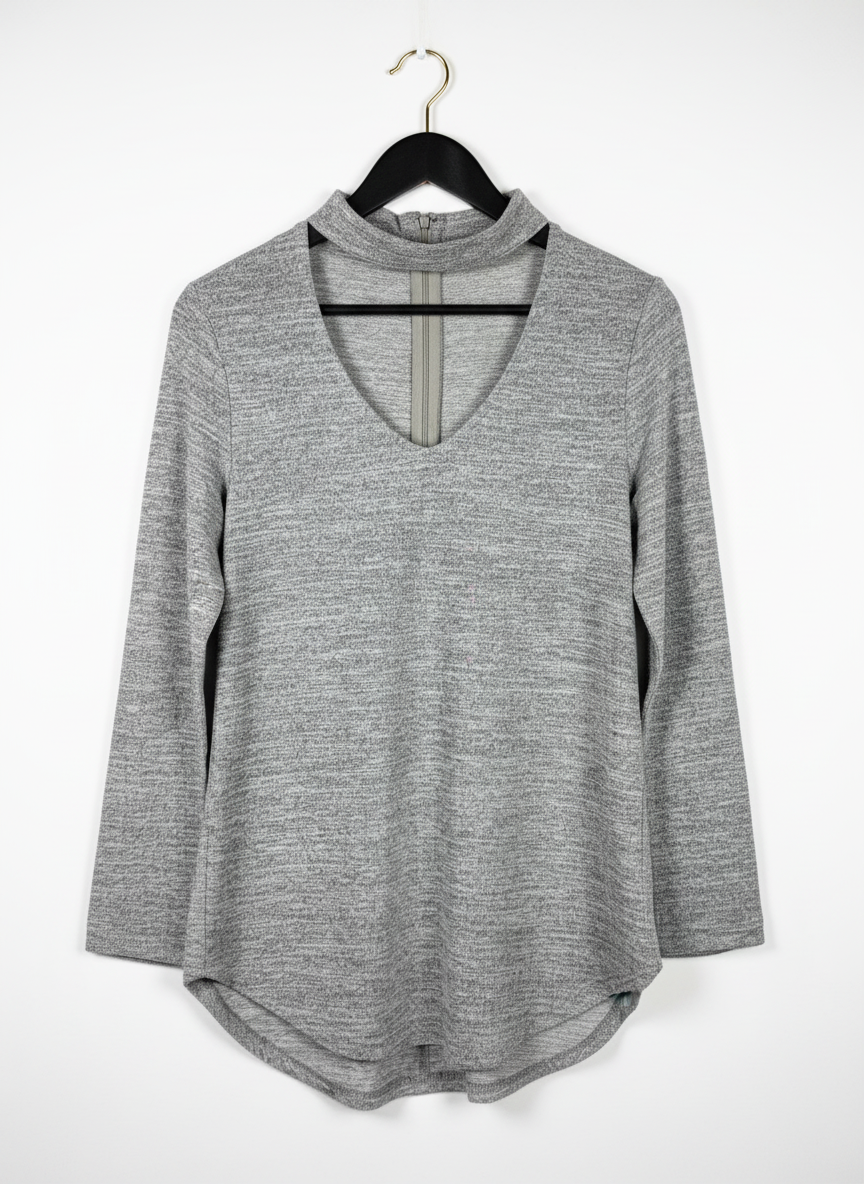 Preloved PREMIUM PLUS Winter Knitted Tops by QUIZ, GREY VISCOSE for Women - OTS Thrift Shop Lahore Pakistan