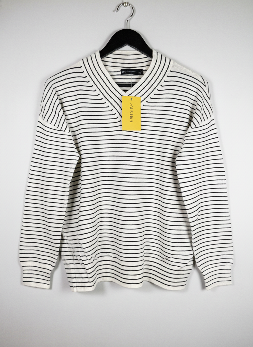 PREMIUM PLUS Condition Winter Knitted Tops | Preloved M&S | WHITE VISCOSE | Thrift Shop for Women Karachi Pakistan | OTS