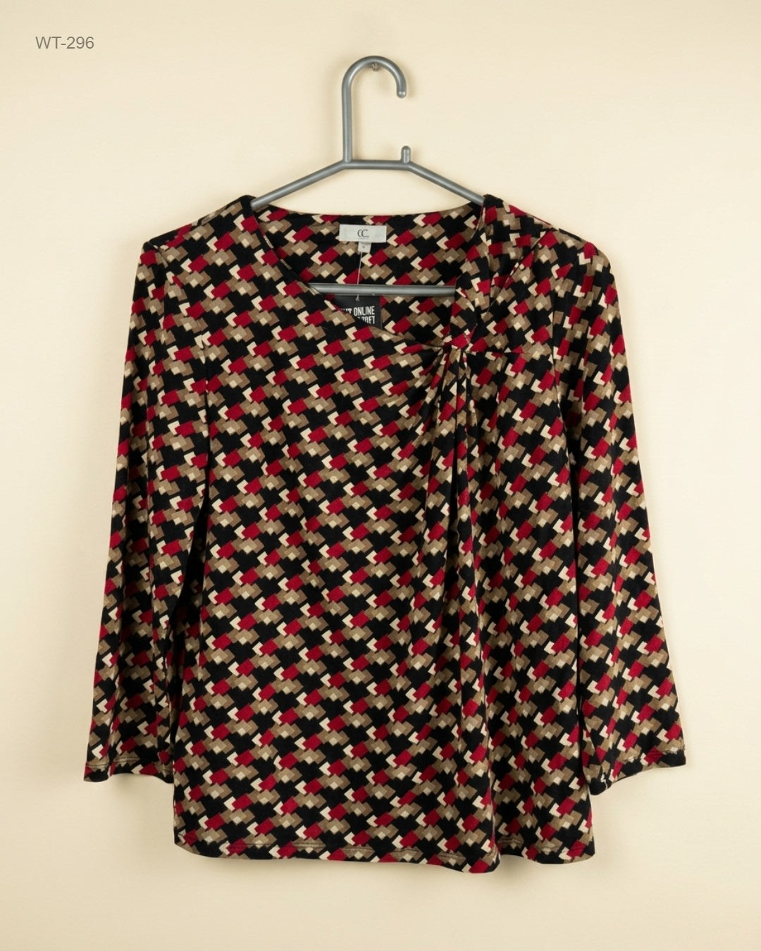 CC (WT-296) Geometric Print Twist-Front Top