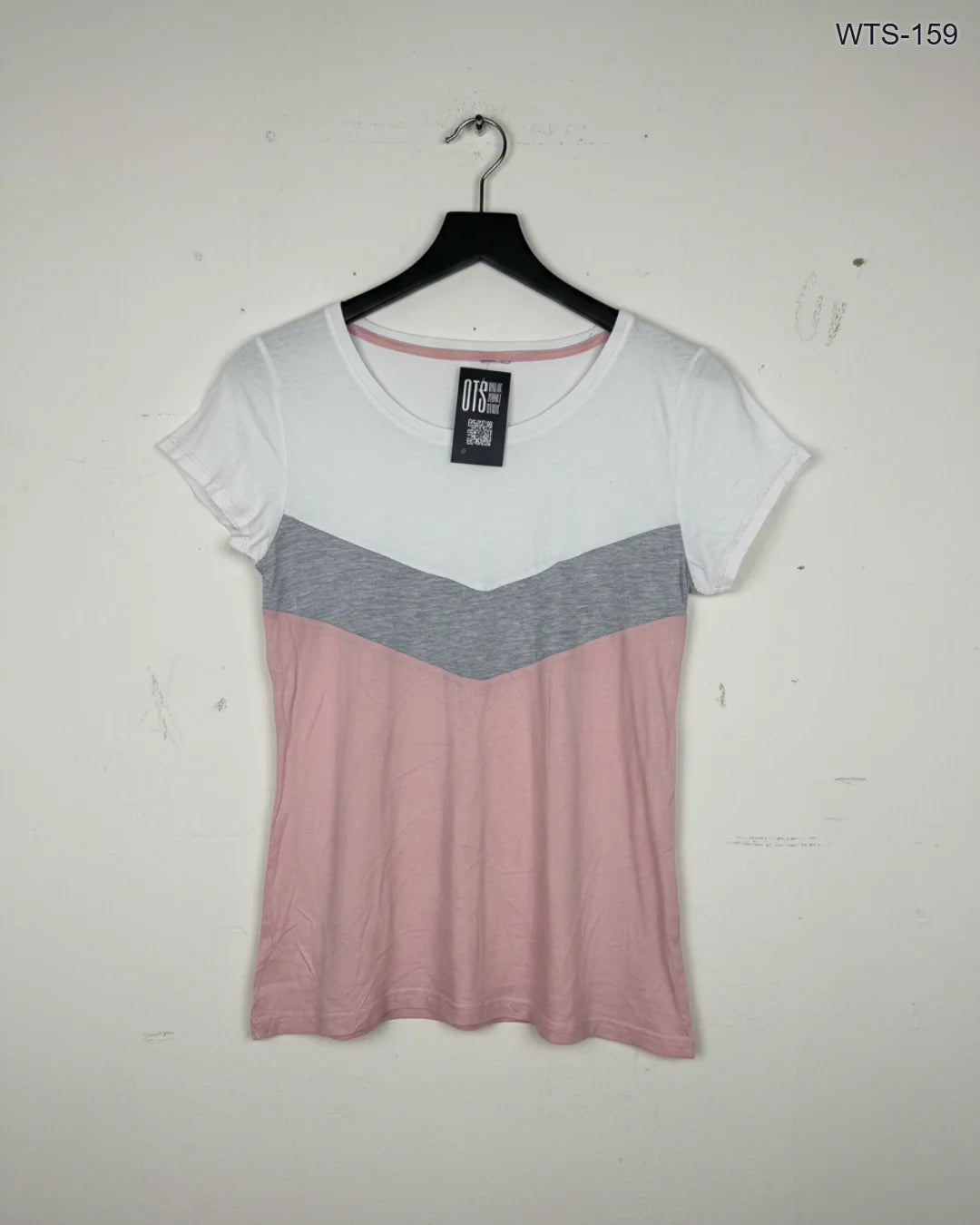 Secondhand Branded Womens Tshirts by DUNNES STORE, Black Cotton fabric, Premium condition, for - Online Thrift Shop Islamabad Pakistan