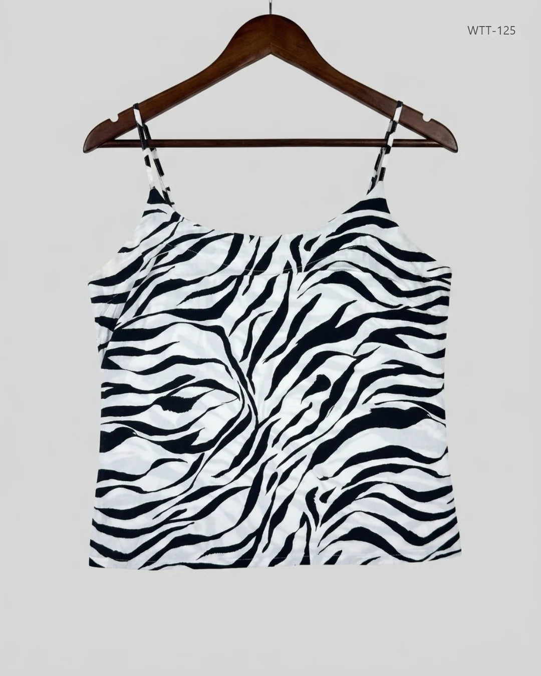 Shop Premium Womens Tank Top by VERO MODA | Preloved Branded Clothes | Black & White Cotton | Womens | OTS Thrift Store Lahore Pakistan