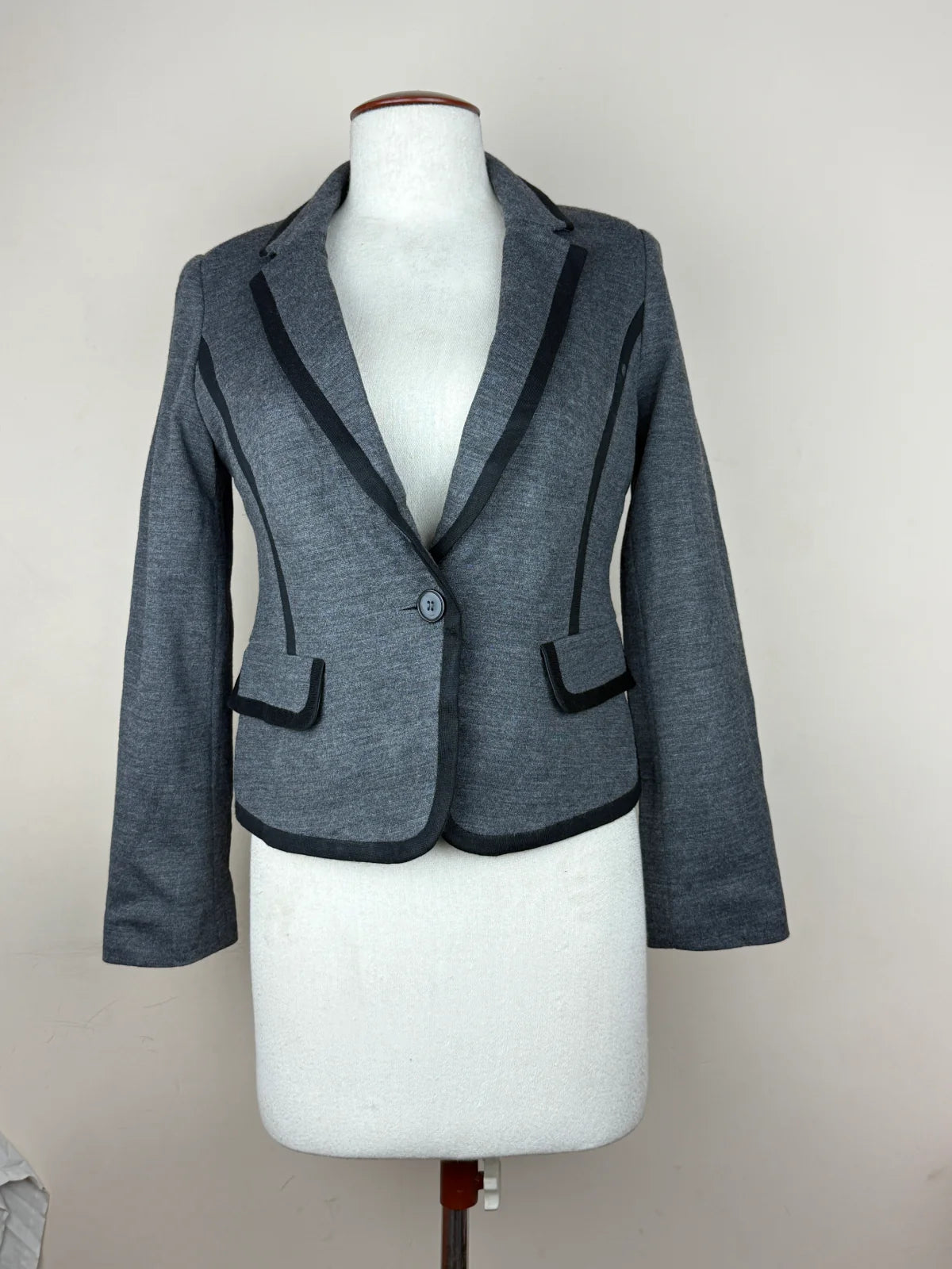 Premium Condition Women Bolero Coat | Preloved Marks & Spencer | Grey Polyester | Thrift Shop for Womens Lahore Pakistan | OTS