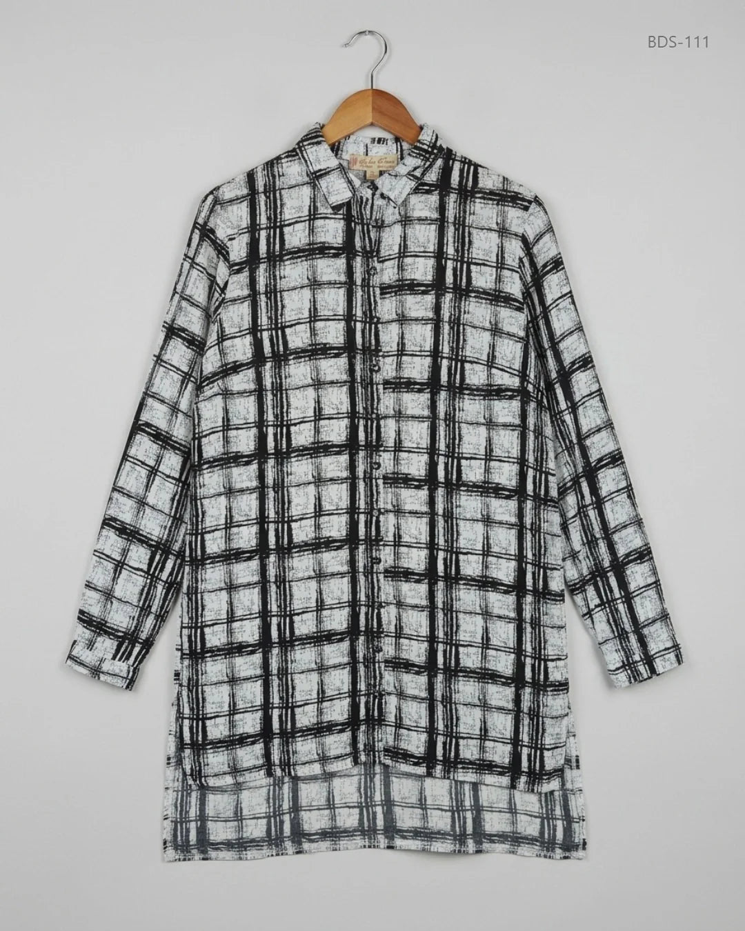 Button Down Shirt | CAMEA ROSE | Preloved Branded | Black & White Polyester | Premium | OTS Thrift Store Peshawar Pakistan
