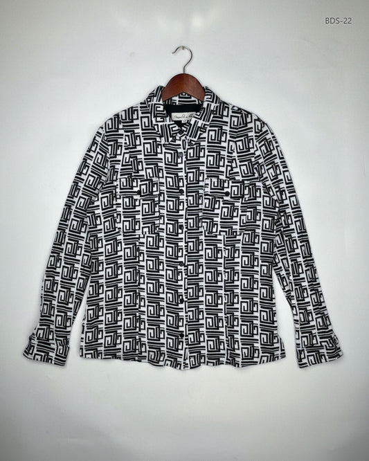 Secondhand Branded Button Down Shirt by Unknown, Black & White Viscose fabric, Premium condition, for Women - Online Thrift Shop Islamabad Pakistan