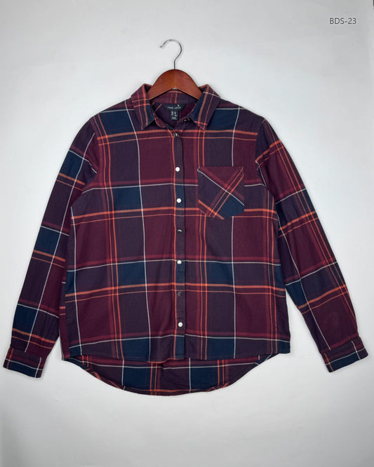 Shop Premium Button Down Shirt by New Look | Preloved Branded Clothes | Maroon Cotton | Women | OTS Thrift Store Lahore Pakistan
