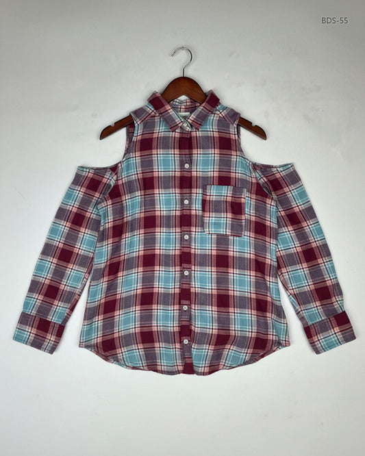 UK Imported secondhand Button Down Shirt - HOLLISTER brand, Maroon Cotton, Premium condition, for Women - Online Thrift Store Peshawar Pakistan