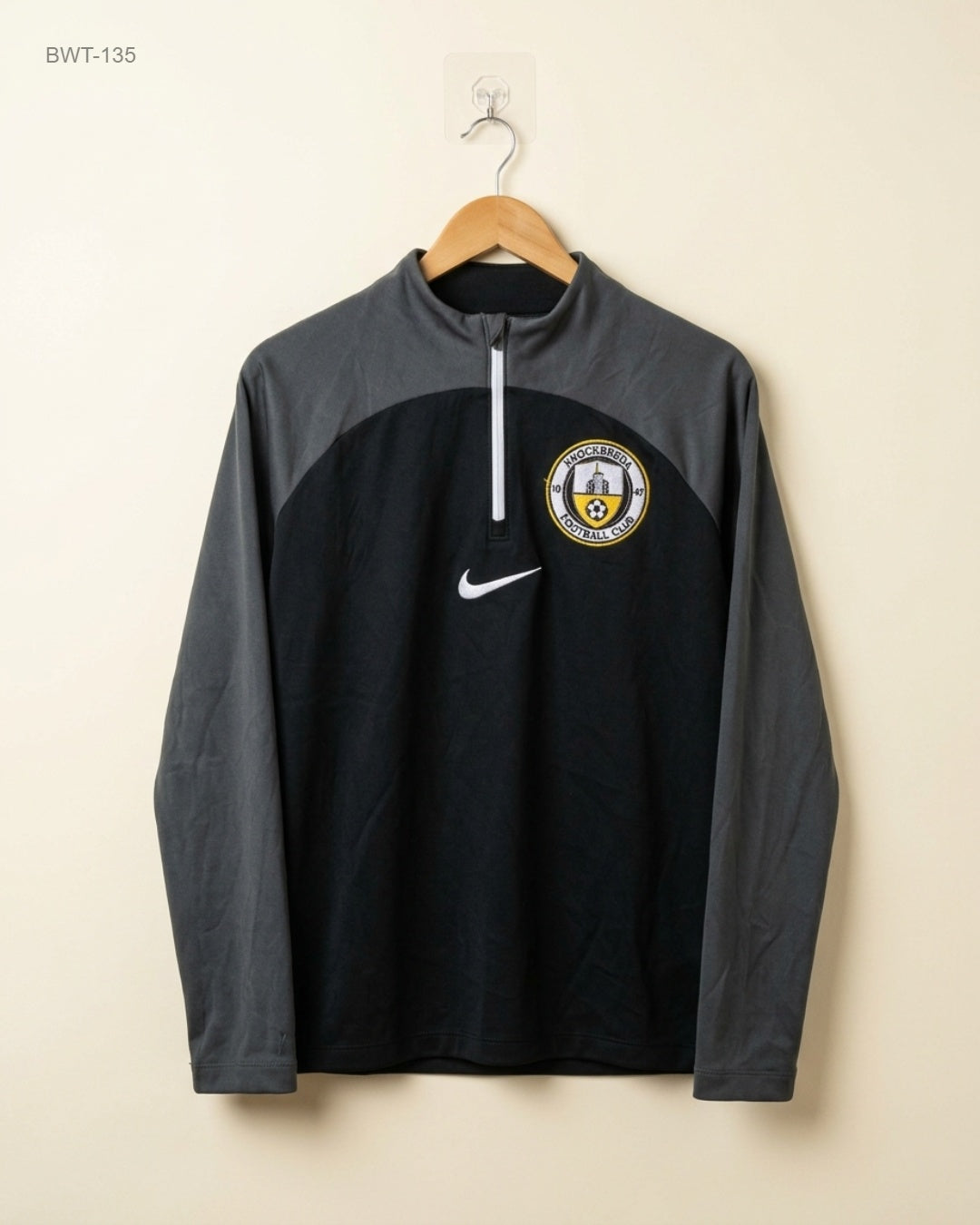 UK Imported secondhand Boys Winter Tops - Nike brand, Black Polyester, Premium condition, for Boys - Online Thrift Store Karachi Pakistan