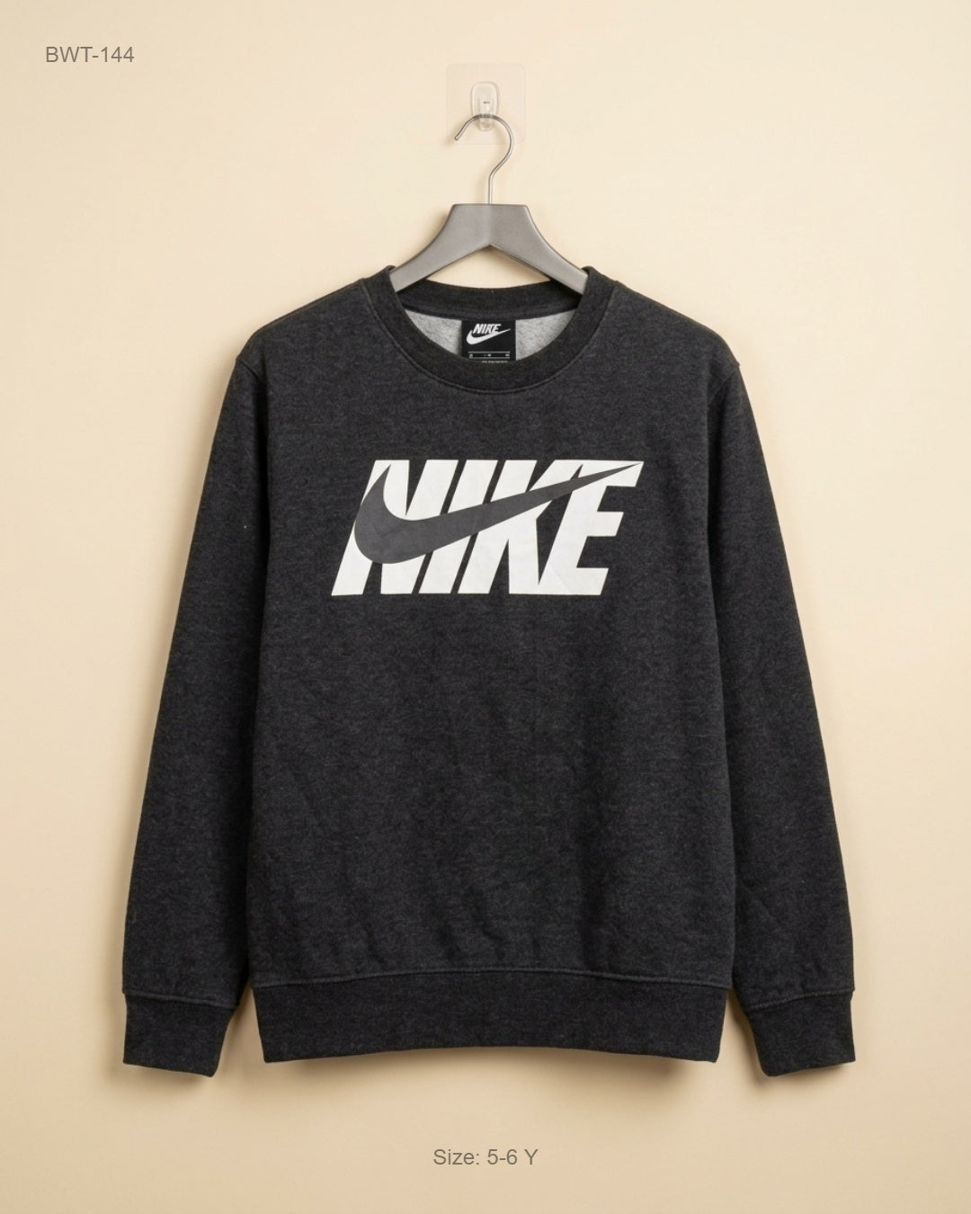 Nike (BWT-144) Crewneck Sweatshirt