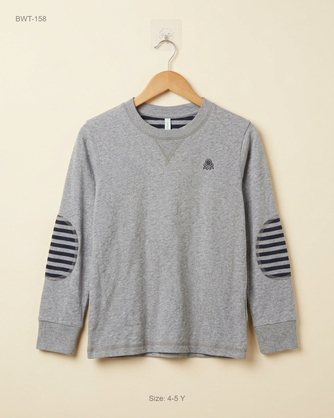 Benetton (BWT-158) Long-Sleeved T-Shirt