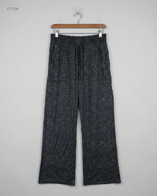 Preloved Premium Flapper Trousers by CUT LABEL, black Acralic for Women - OTS Thrift Shop Peshawar Pakistan