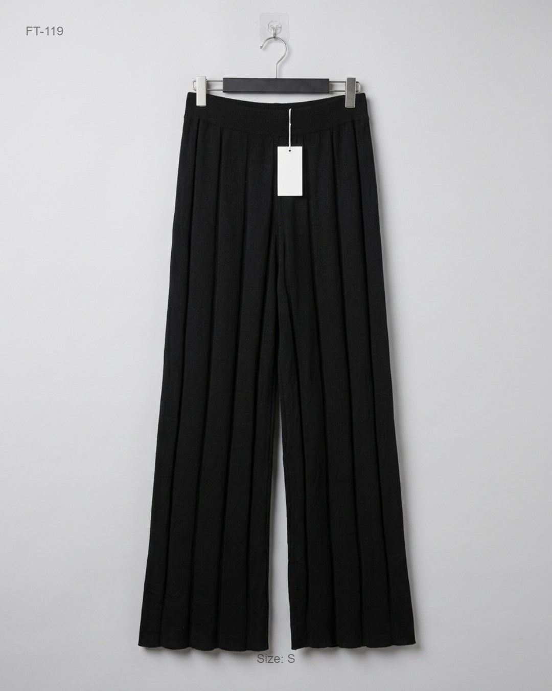 Secondhand Branded Flapper Trousers by Cut label, Black Polyester fabric, Premium condition, for Women - Online Thrift Shop Peshawar Pakistan