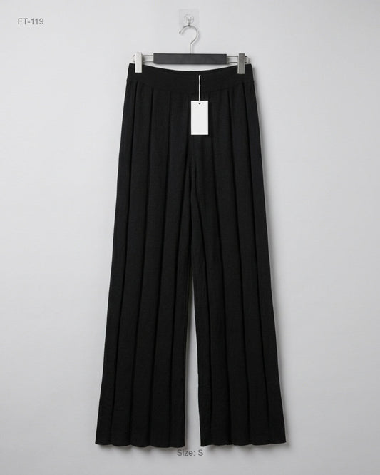 Secondhand Branded Flapper Trousers by Cut label, Black Polyester fabric, Premium condition, for Women - Online Thrift Shop Peshawar Pakistan
