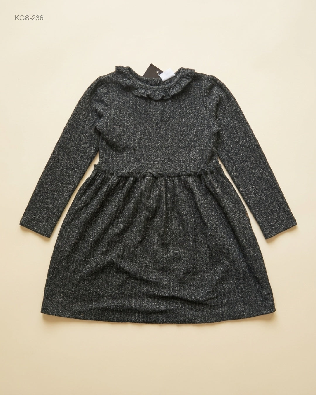 Shop Premium Girls Sweaters by Zara | Preloved Branded Clothes | Black Polyester | Girls | OTS Thrift Store Karachi Pakistan