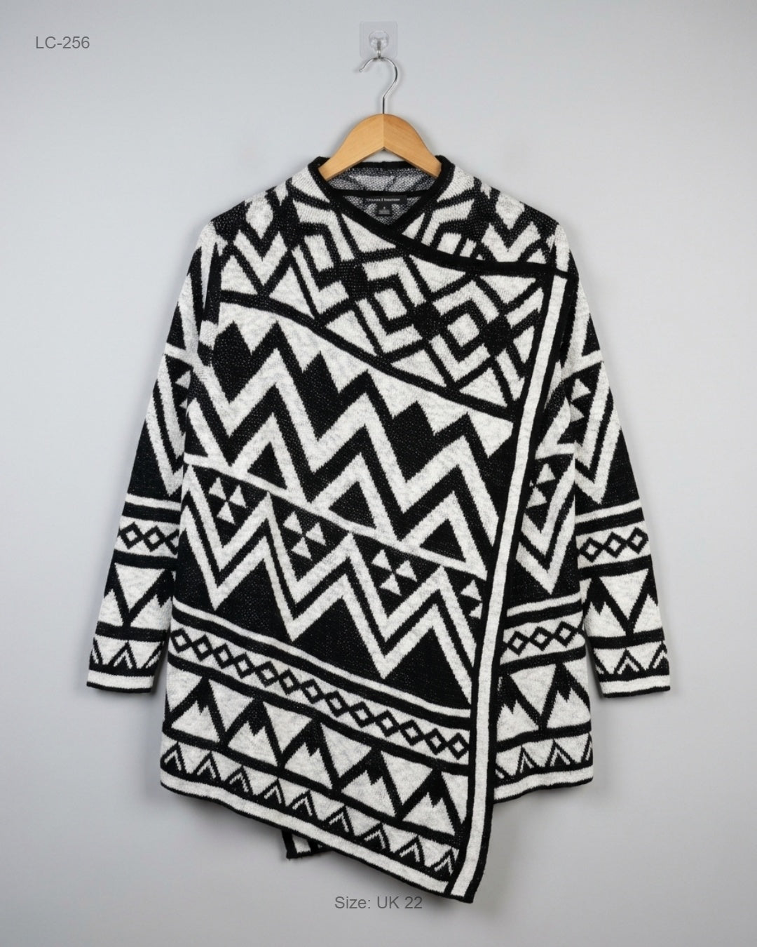 Winter Long Cardigans by Roger Rogers | Premium | Women
