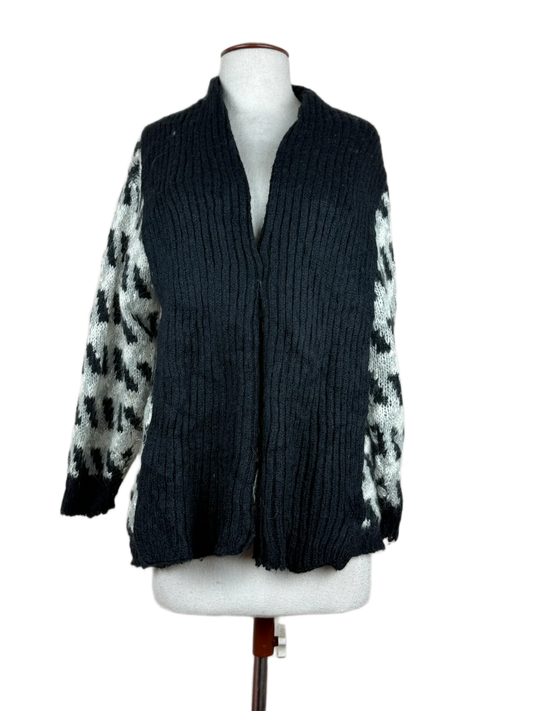UK Imported secondhand Winter Long Cardigans - Amy Su Kung brand, Black & White Acrylic, Premium condition, for Women - Online Thrift Store Peshawar Pakistan