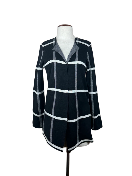 Shop Premium Winter Long Cardigans by Papaya | Preloved Branded Clothes | Black & White Acrylic & Cotton | Women | OTS Thrift Store Lahore Pakistan