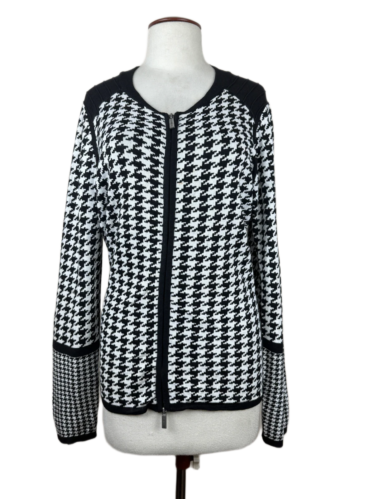Winter Long Cardigans | Bonprix | Preloved Branded | Black & White Viscose | Premium Plus | OTS Thrift Store Lahore Pakistan