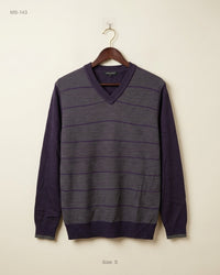 Unknown (MS-143) V-Neck Pullover Sweater - XS