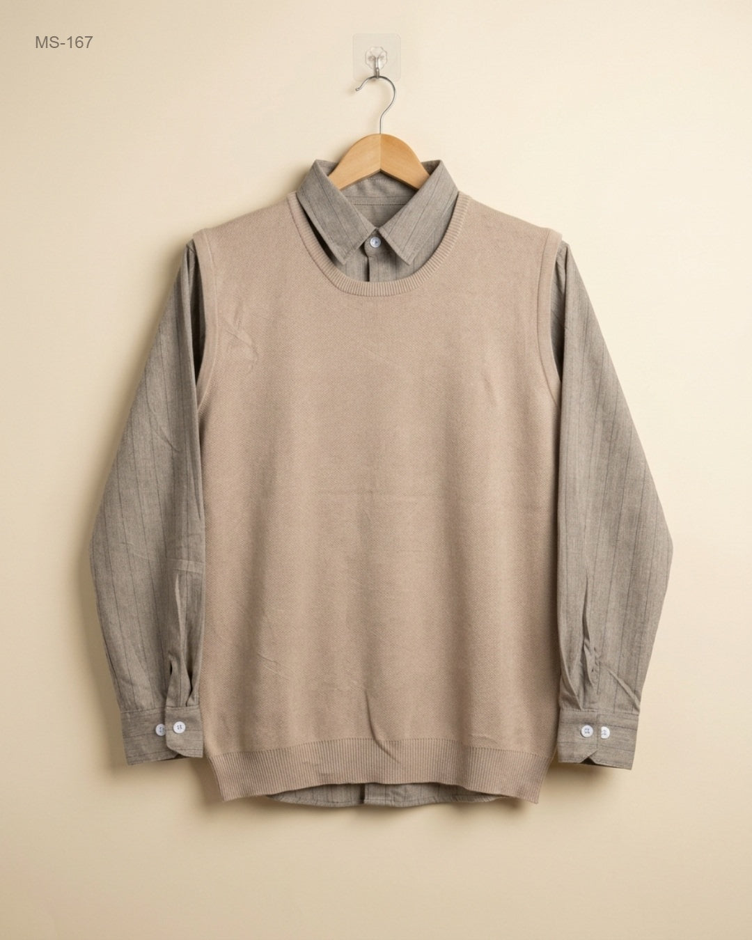 Secondhand Branded Winter Cardigans & Sweaters by Unknown, Beige Polyester fabric, Premium condition, for Men - Online Thrift Shop Peshawar Pakistan