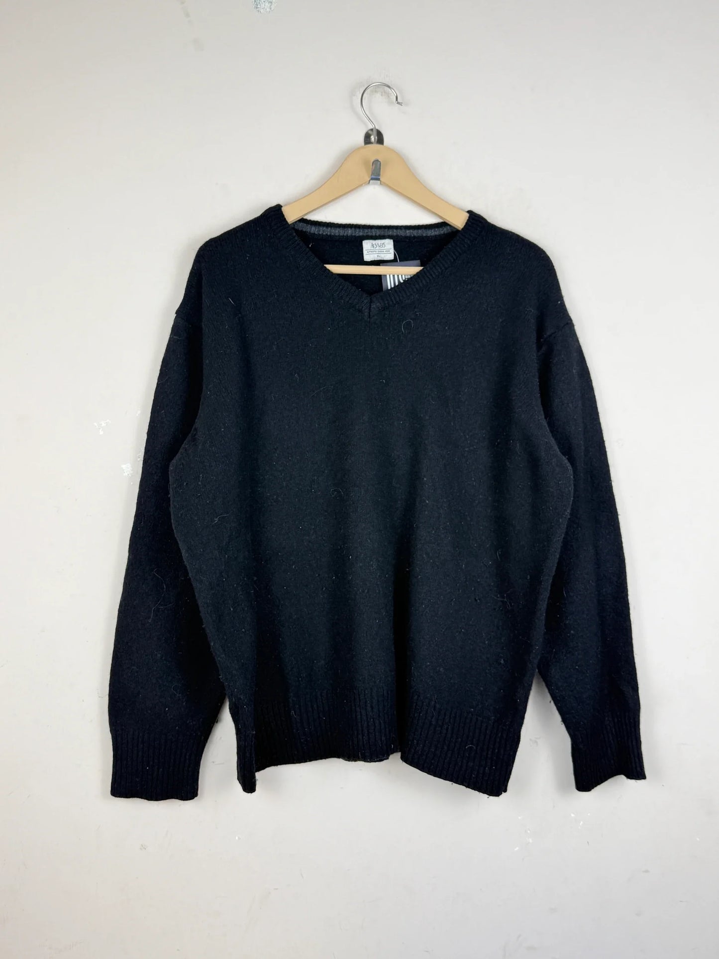 UK Imported secondhand Men's Jumpers & Sweaters - ACW85 brand, Black Lamps Wool, Excellent condition, for Men - Online Thrift Store Islamabad Pakistan